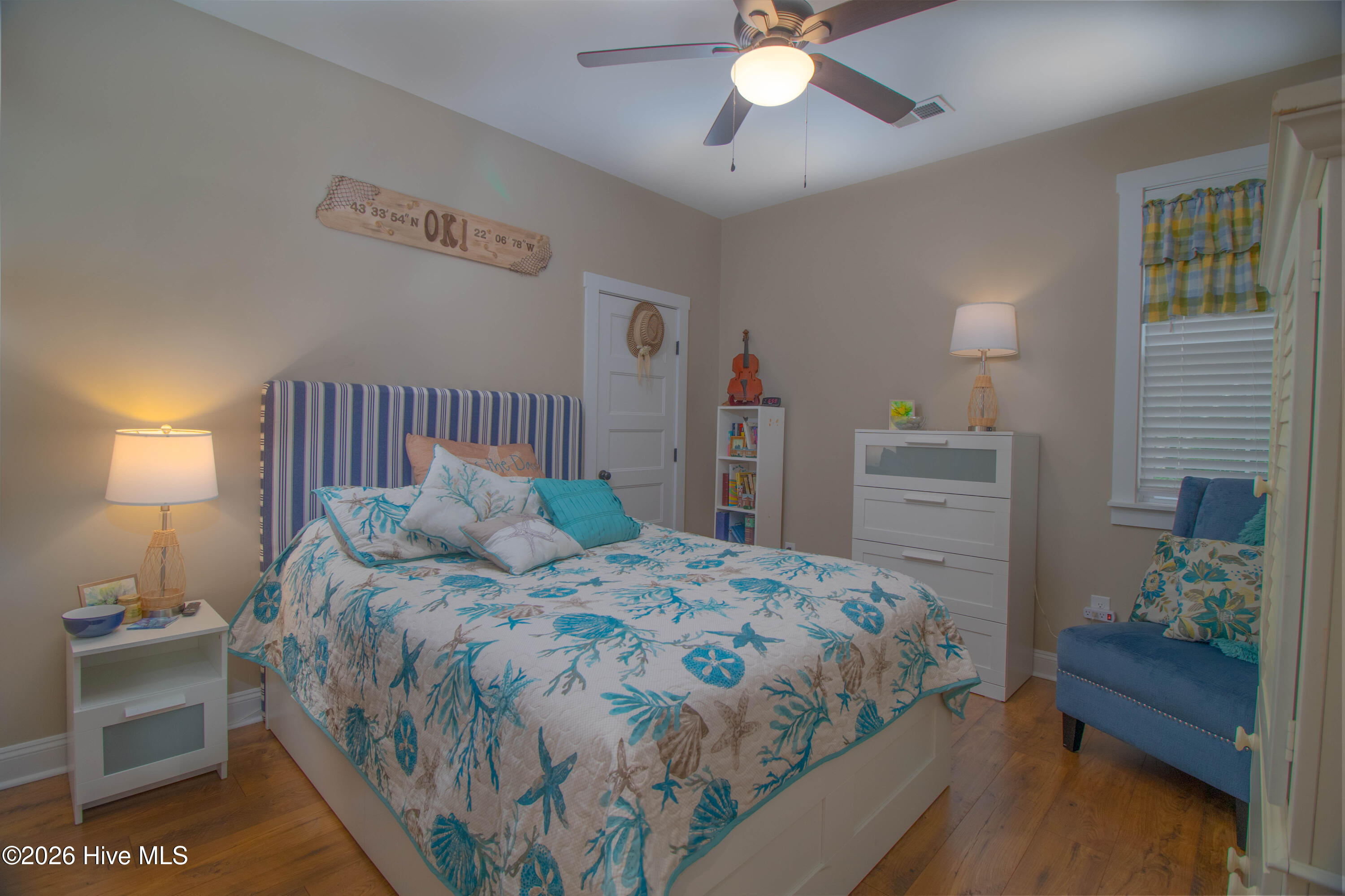 100570051 | Photo 13