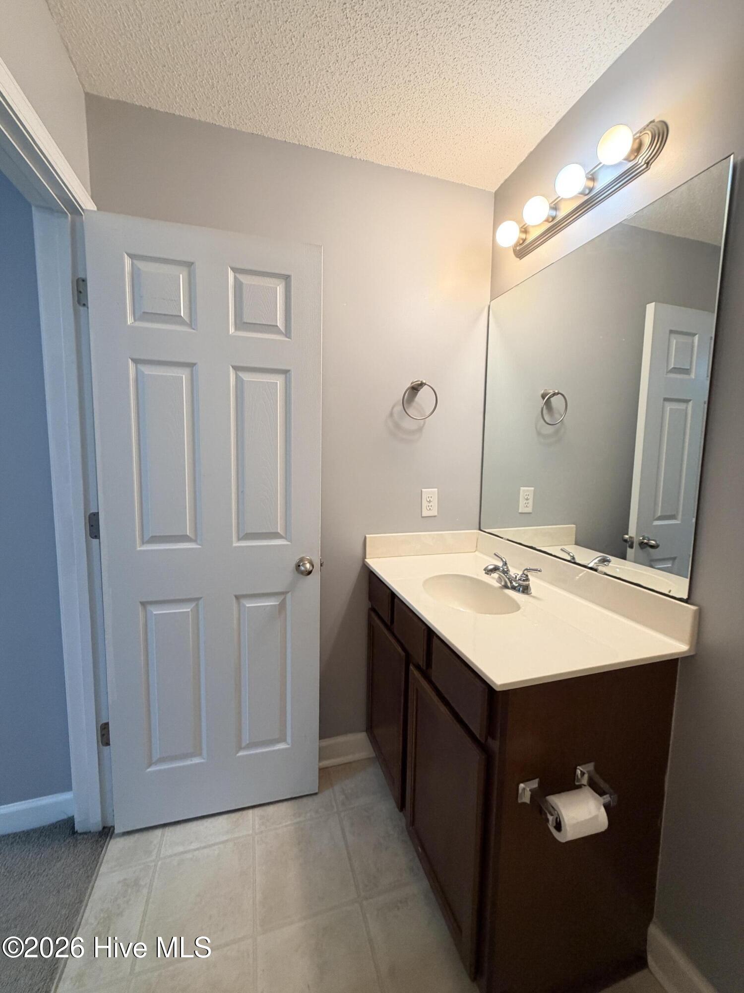 304 Burley Drive Unit 2,Hubert
