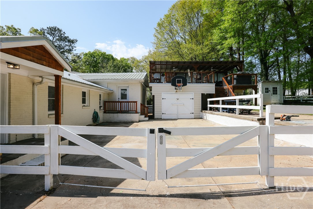 200 The Plaza, Athens, GA, 30606