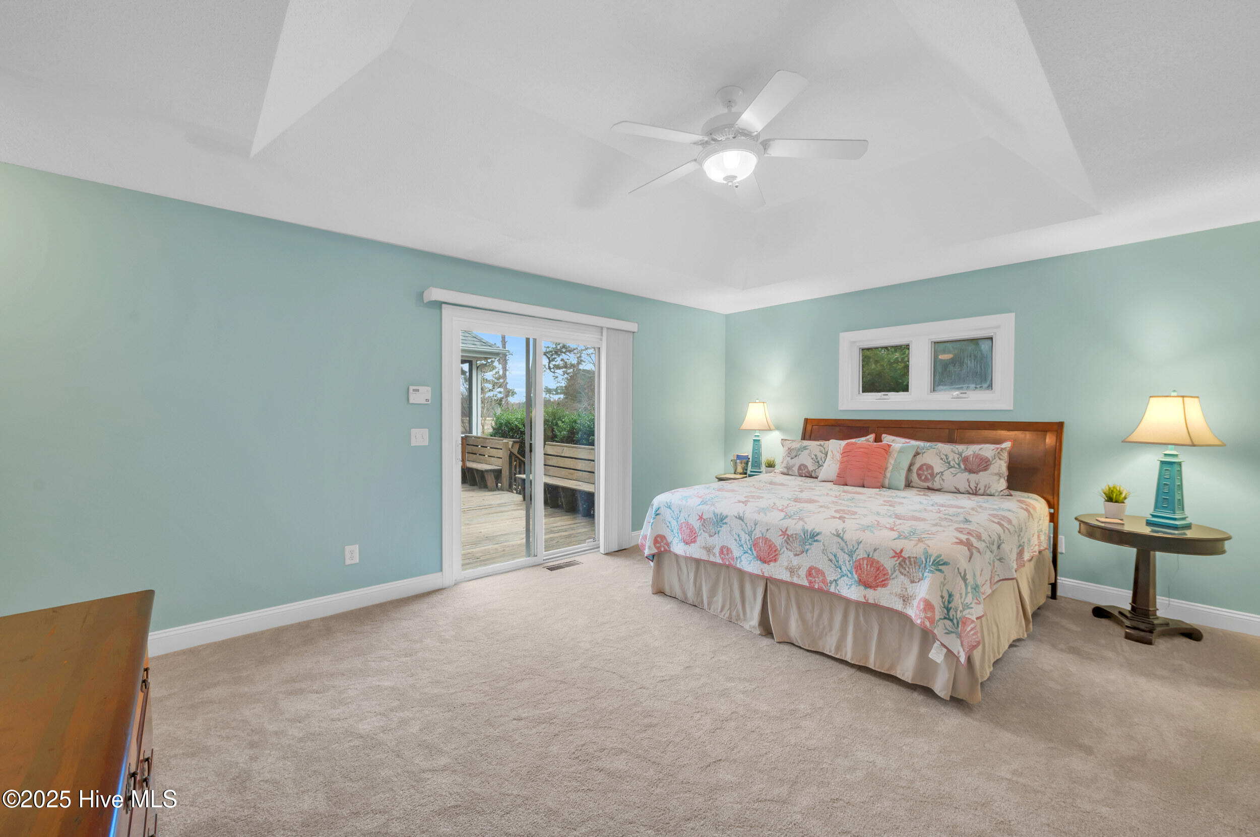 100542764 | Photo 20