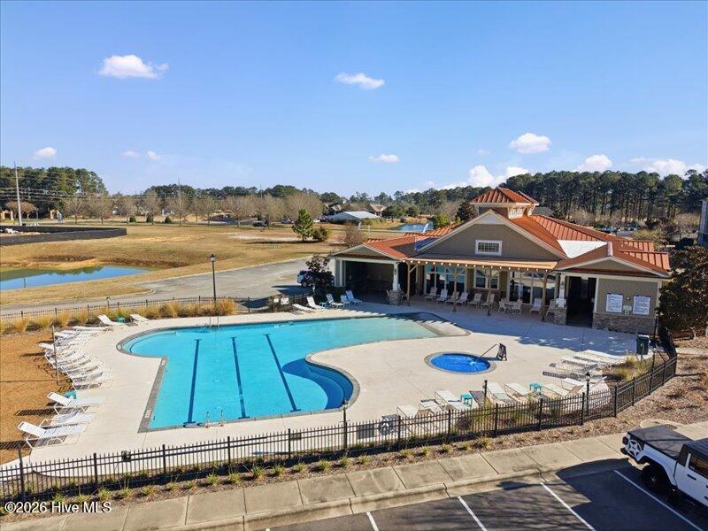 100549791 | Photo 33