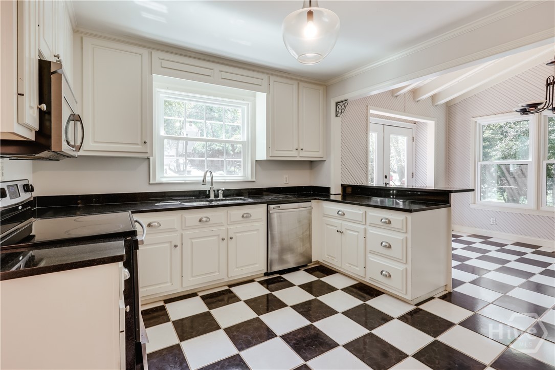 490 McWhorter Drive, Athens, GA 30606 Listing Photo  14