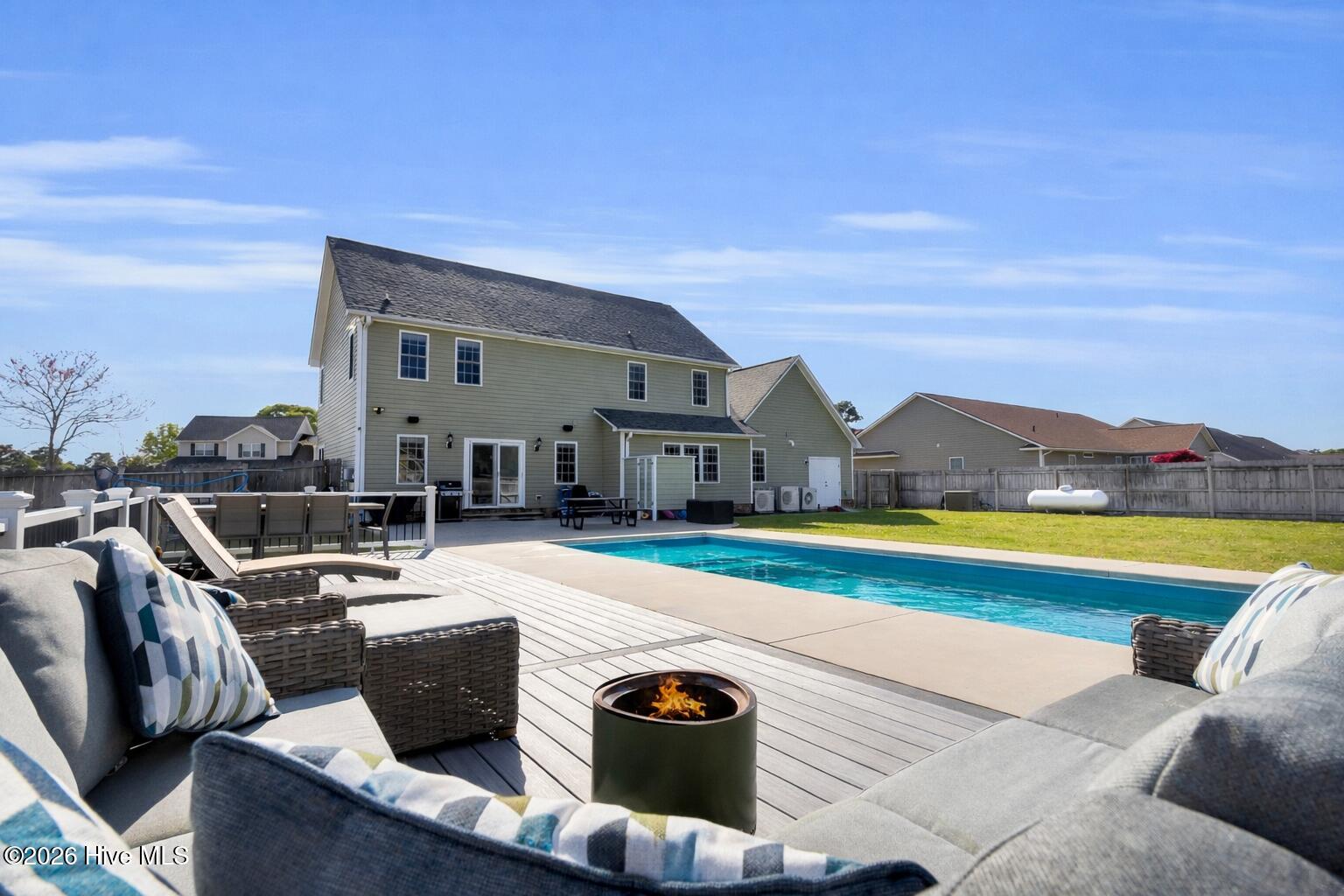 100566546 | Photo 34