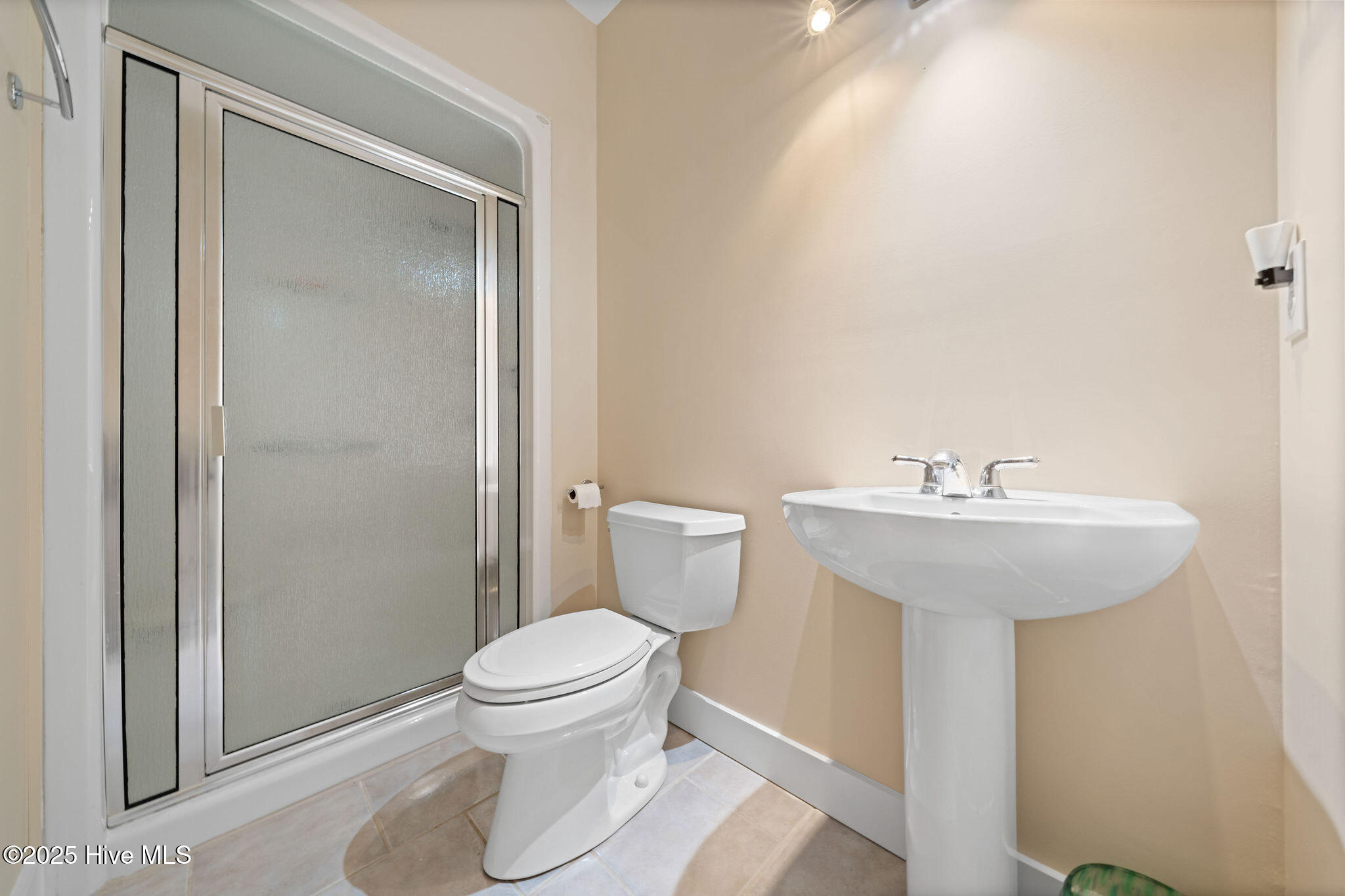 100516292 | Photo 34