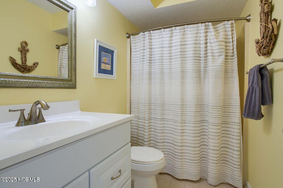 100490583 | Photo 16