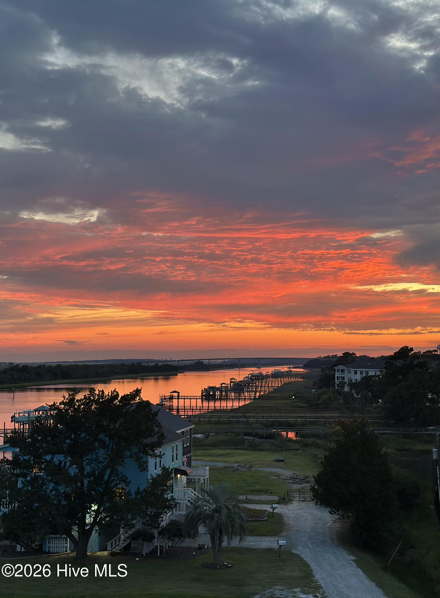 100556994 | Photo 45