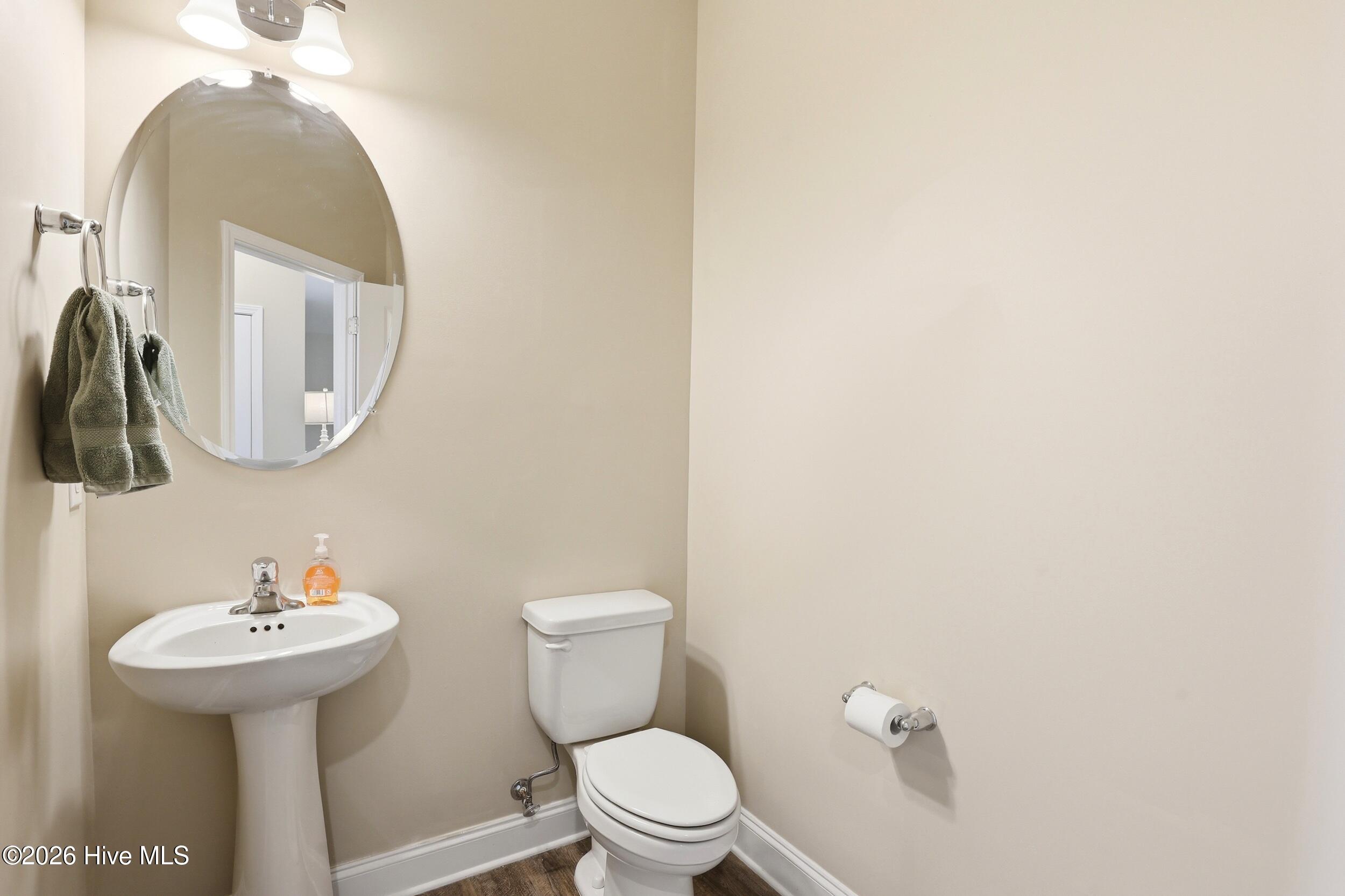 100566702 | Photo 36