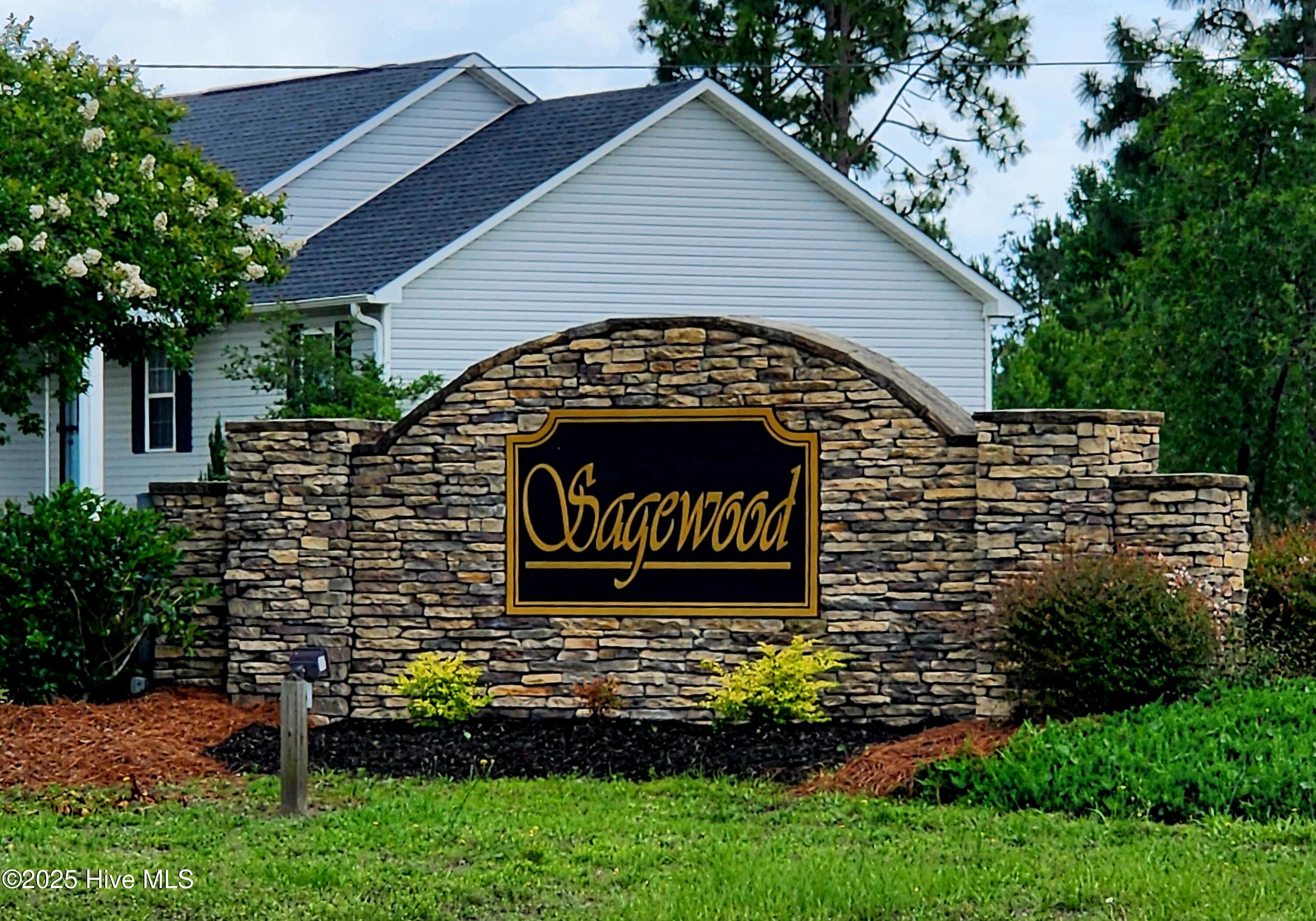 100563623 | Photo 38