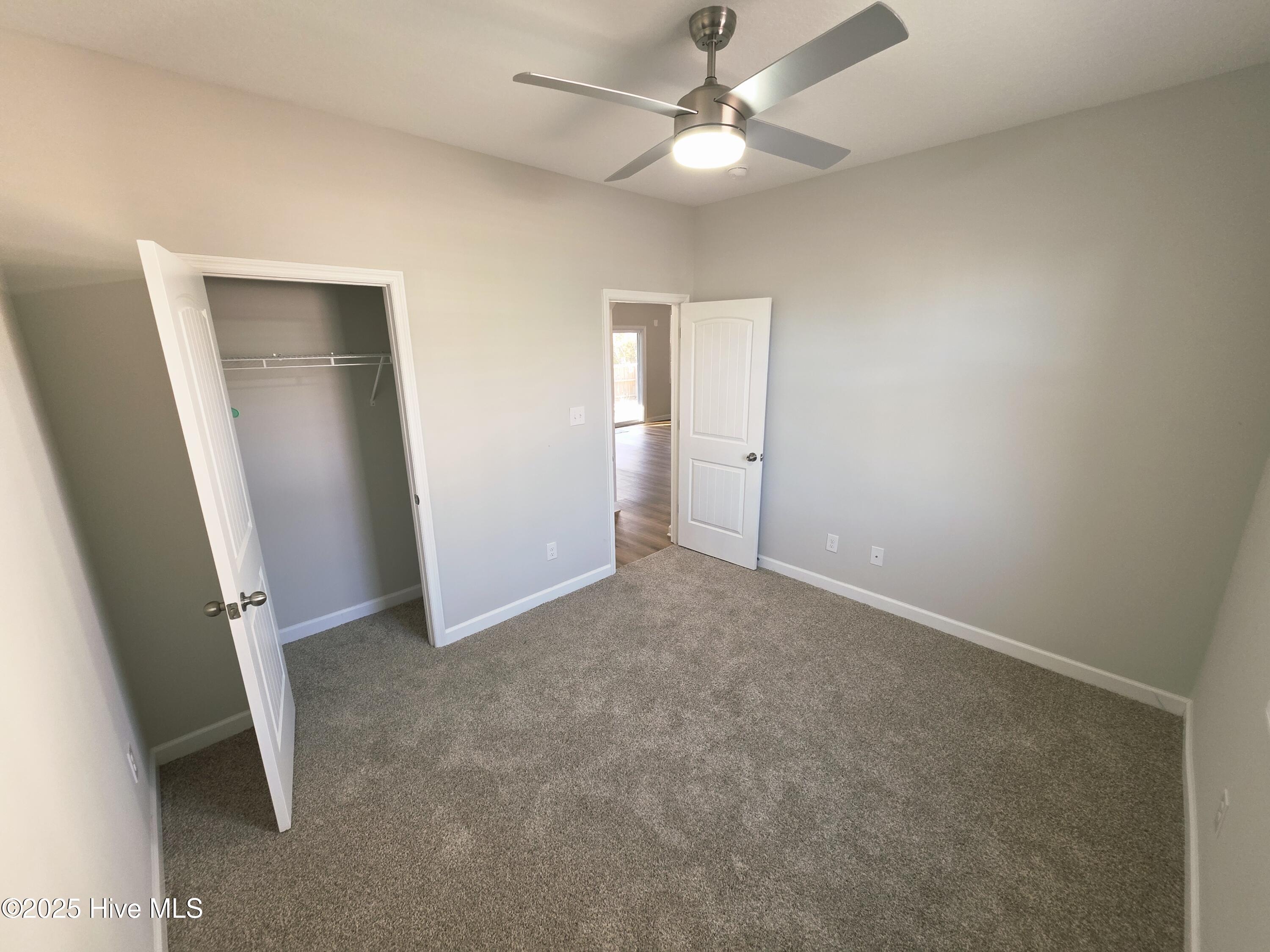 100545567 | Photo 24