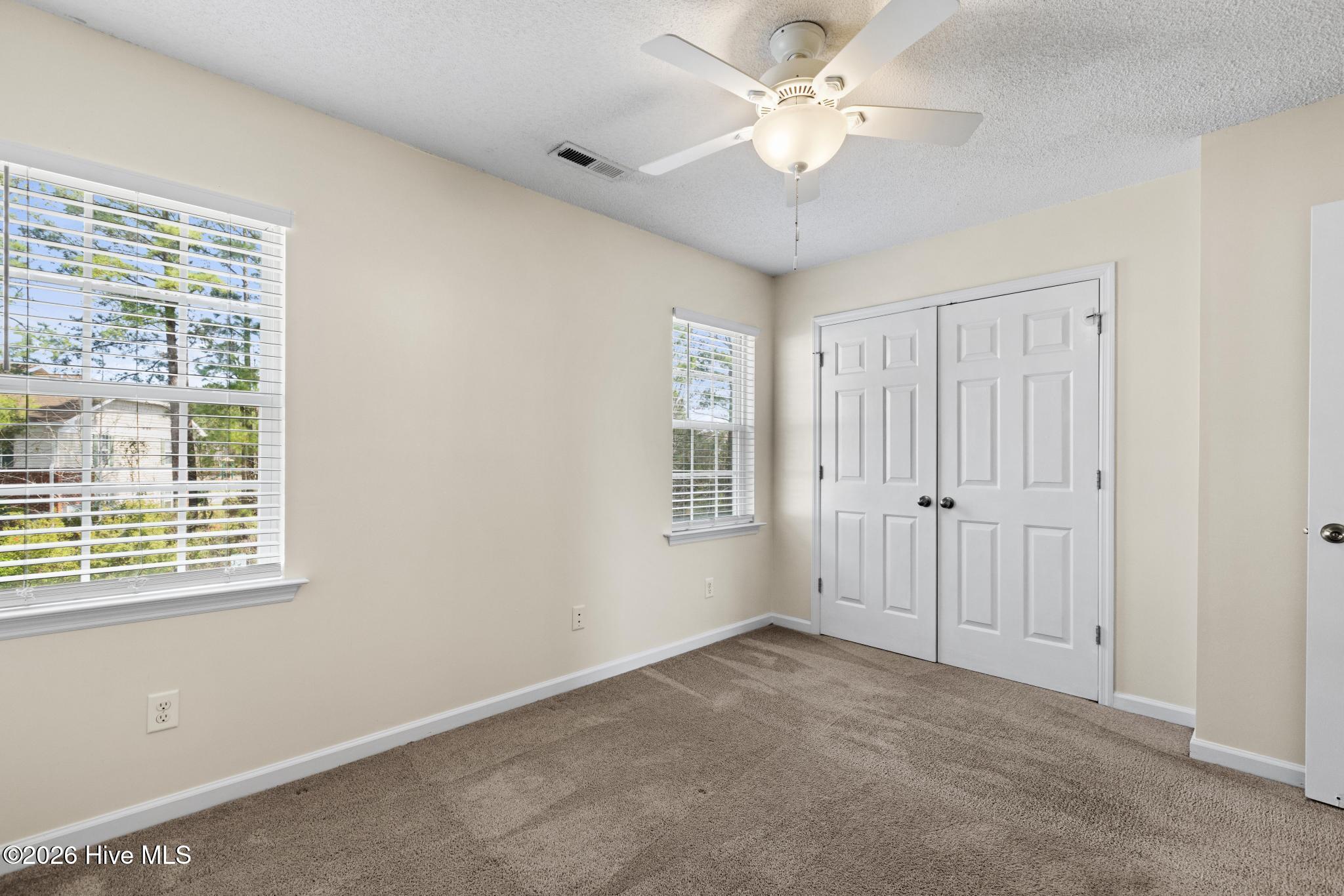 100554013 | Photo 21