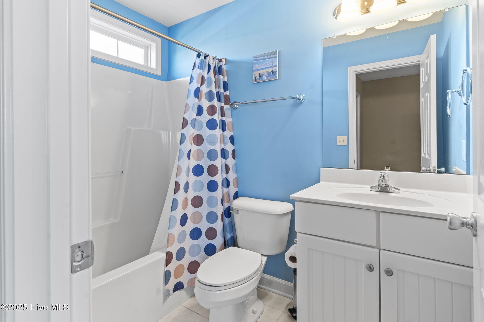 100544911 | Photo 27