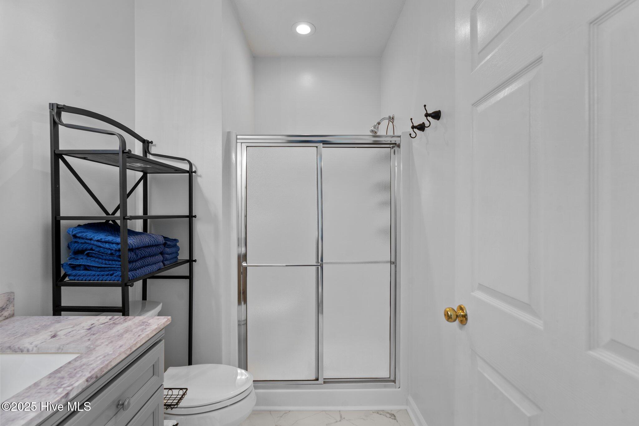 100511741 | Photo 34