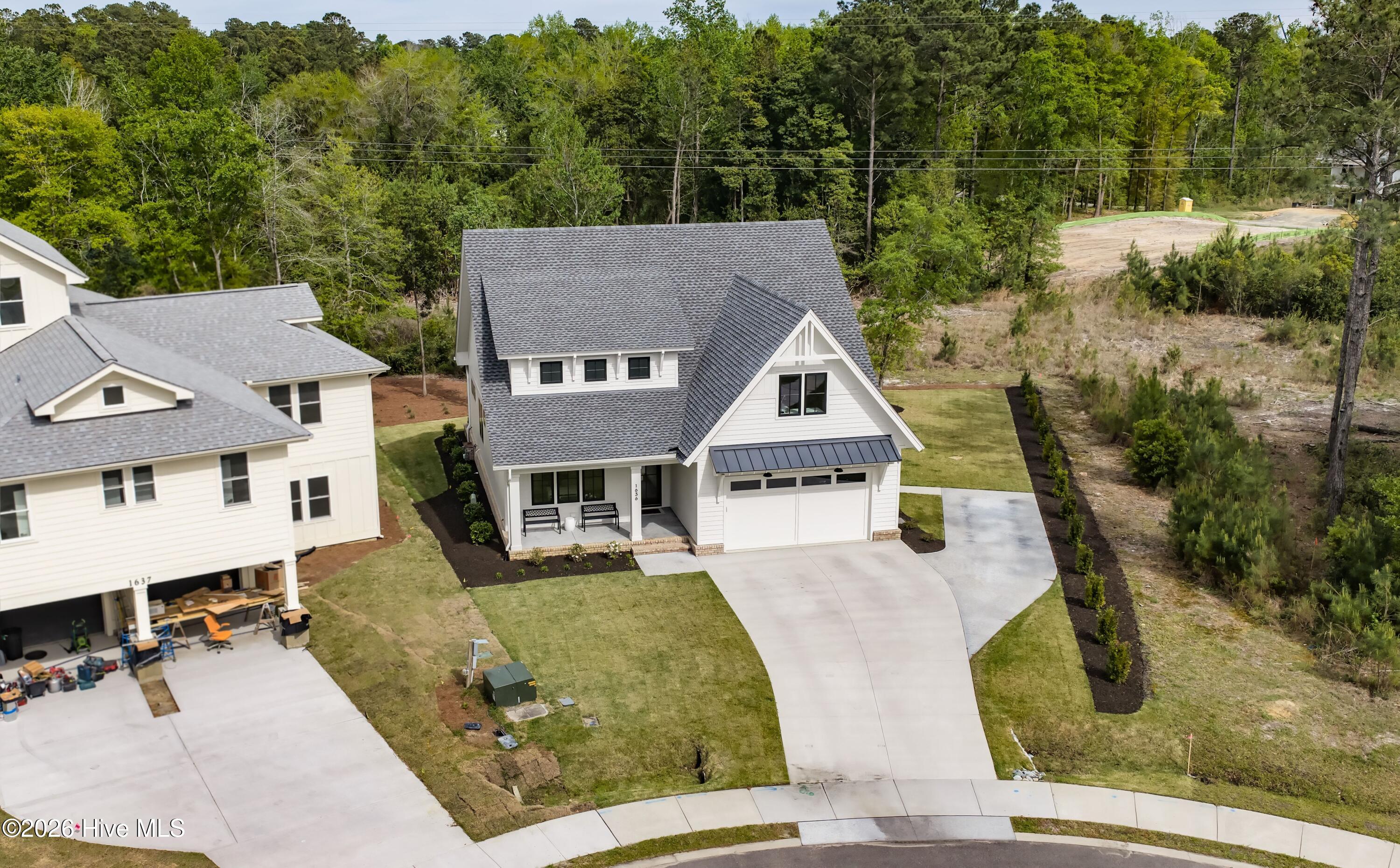 100565656 | Photo 46