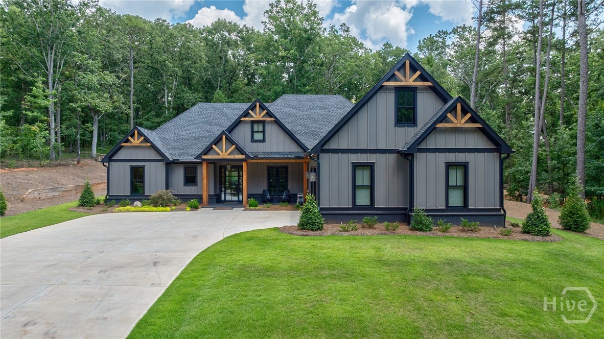 Property at 114 Parkside Lane