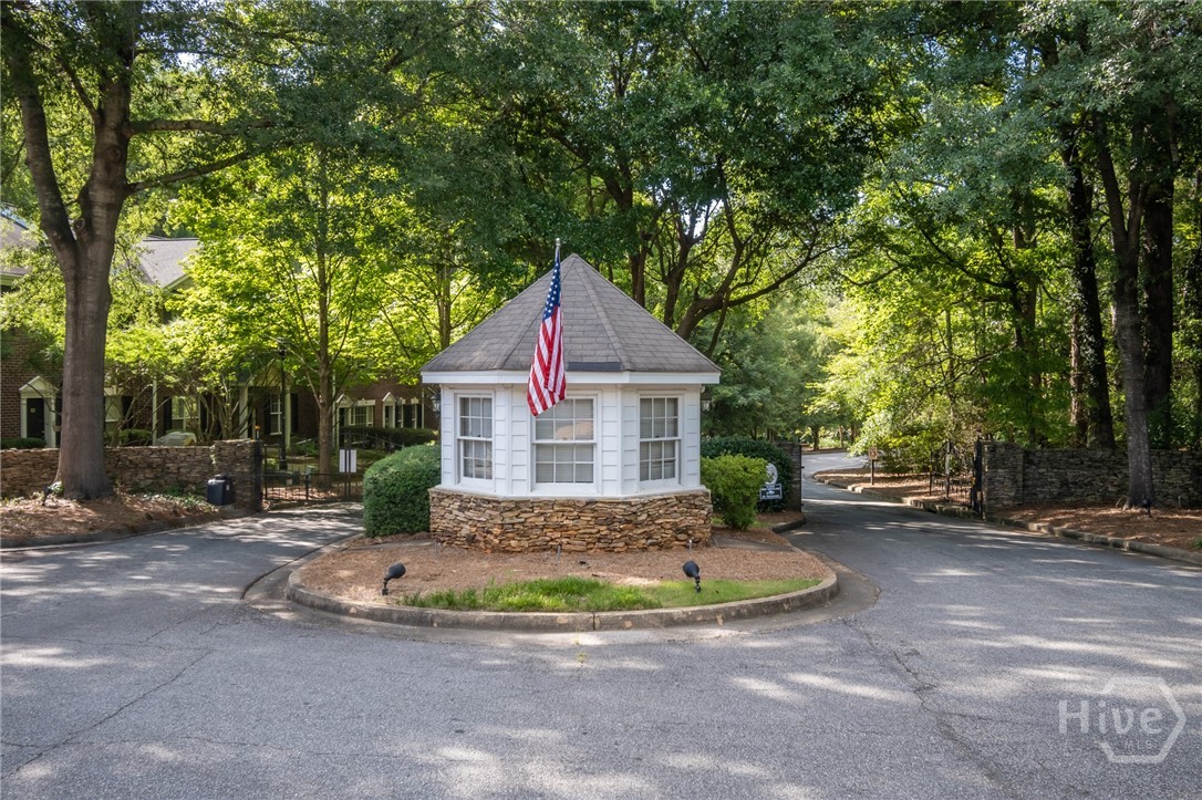 2nd image of 125 Wood Lake Dr #109, Athens, GA 30606 | MLS# CL360453