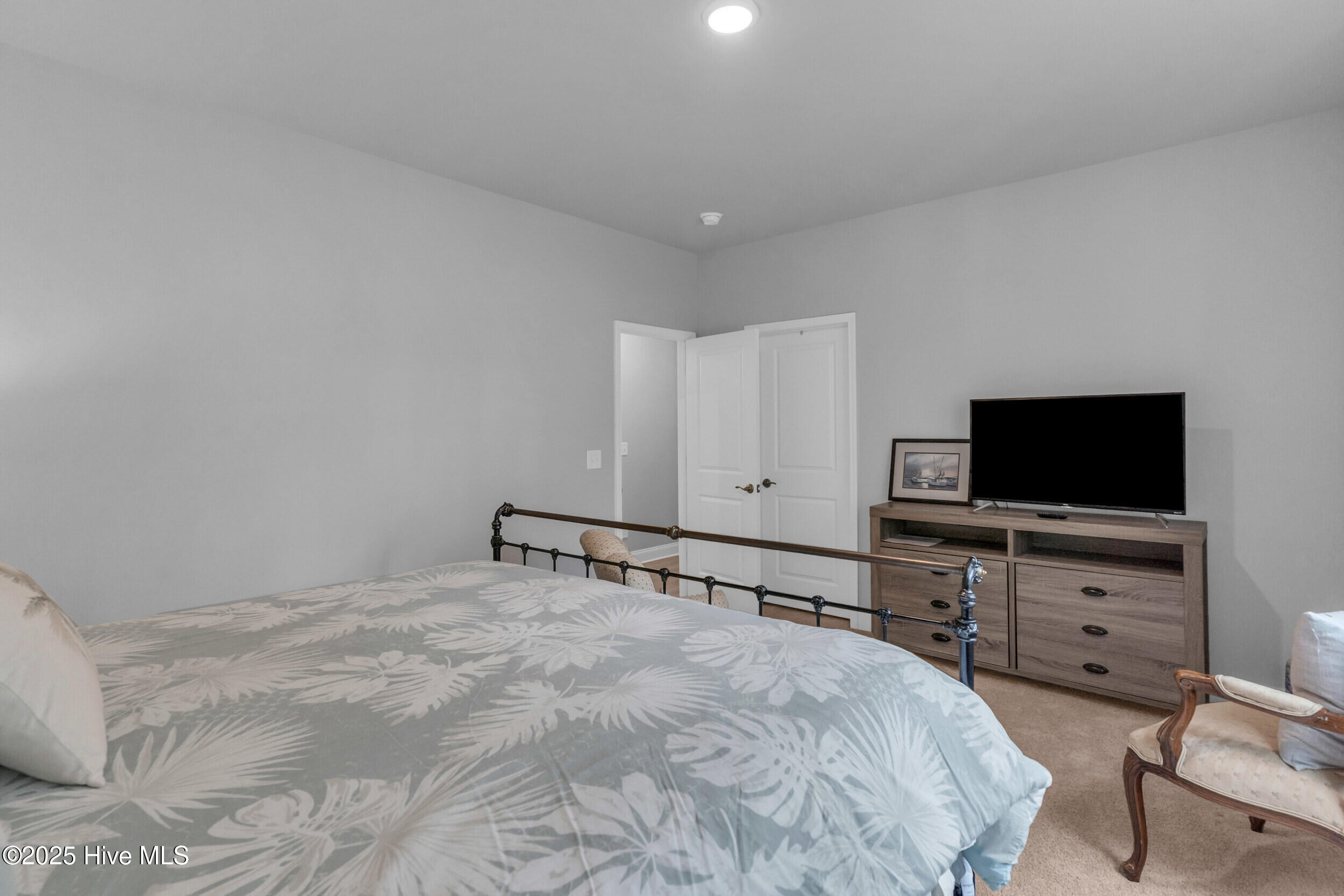 100524627 | Photo 15