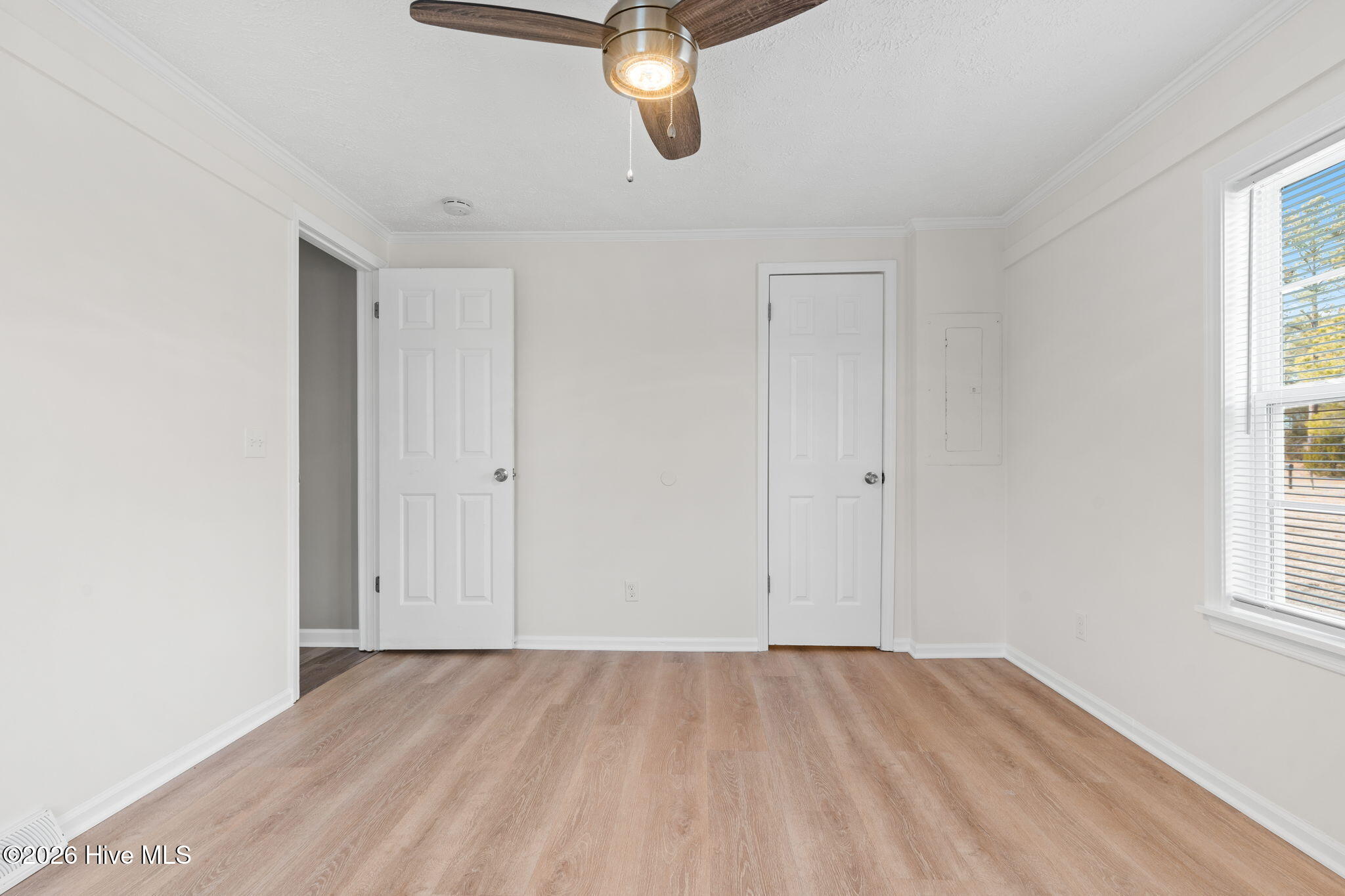 100551725 | Photo 26