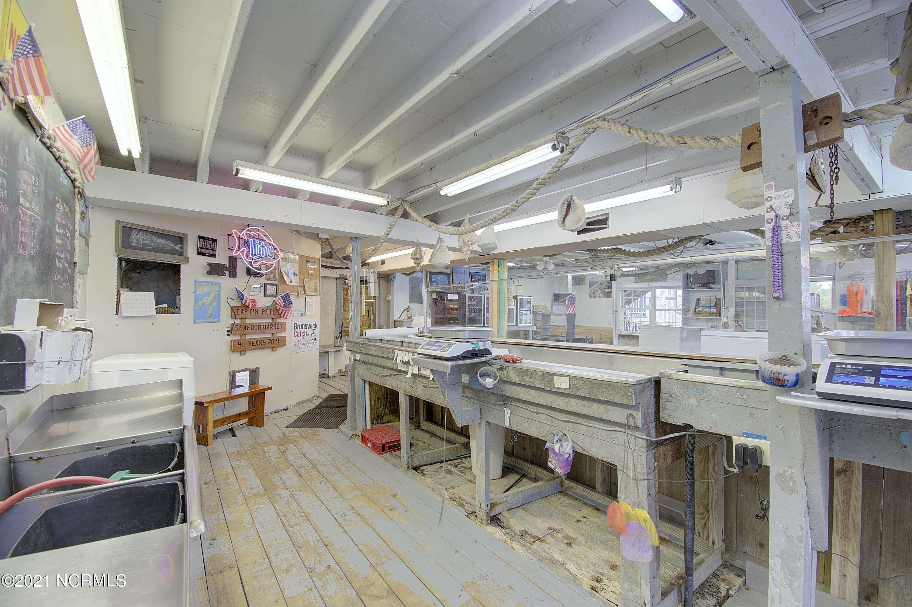 100502162 | Photo 69