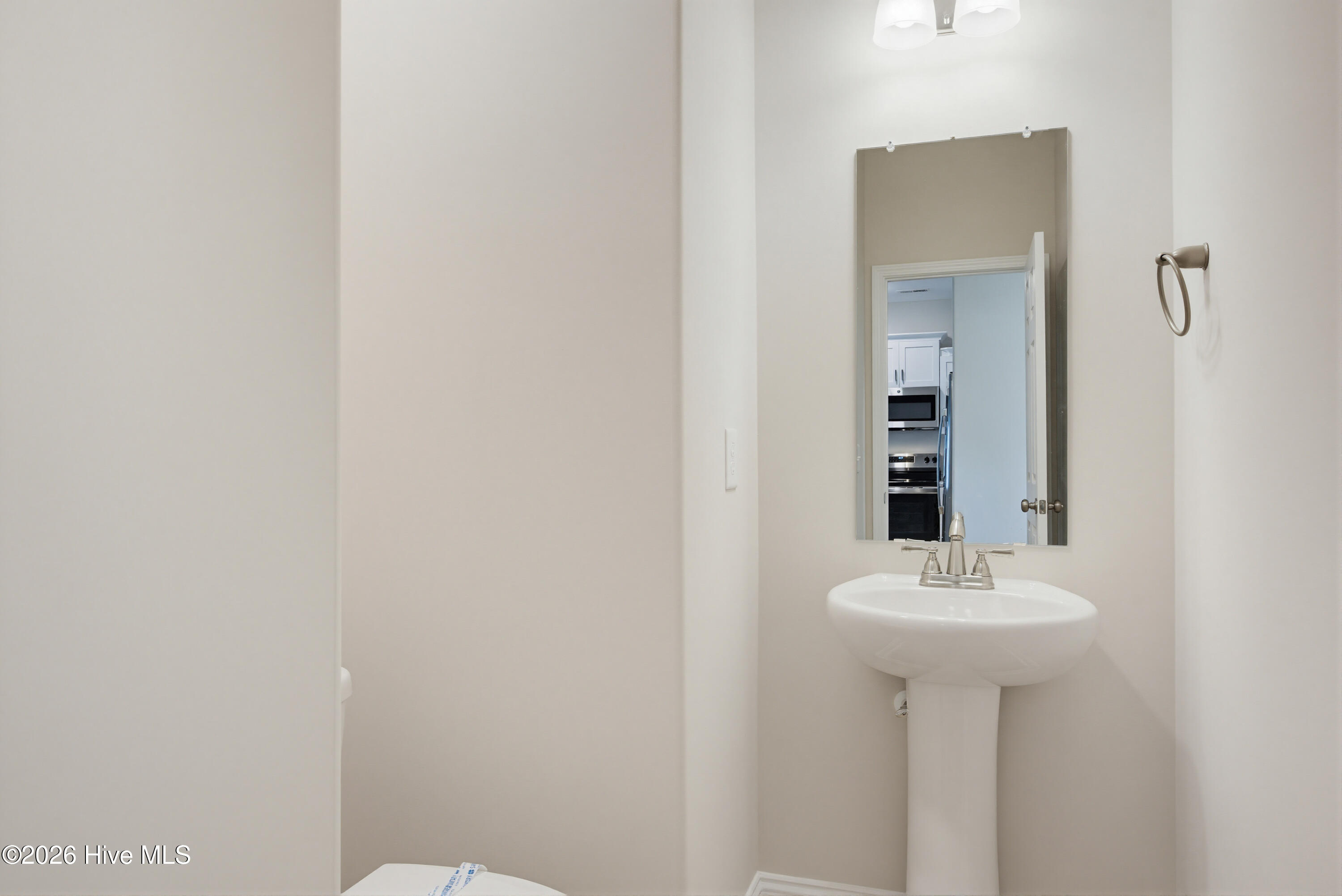 100567262 | Photo 11