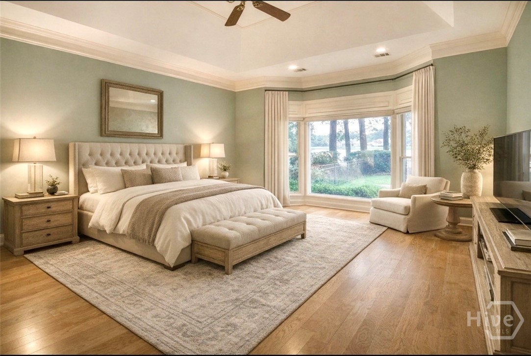 Owner's suite virtually staged