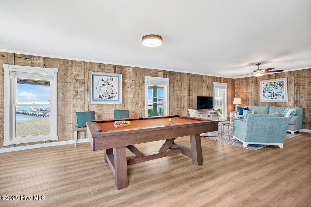 100508979 | Photo 72