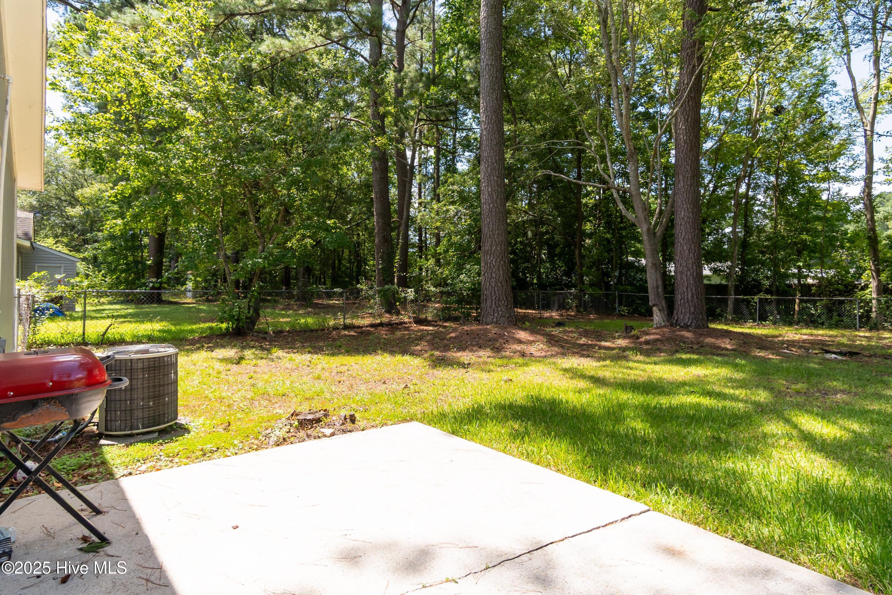 100523600 | Photo 24