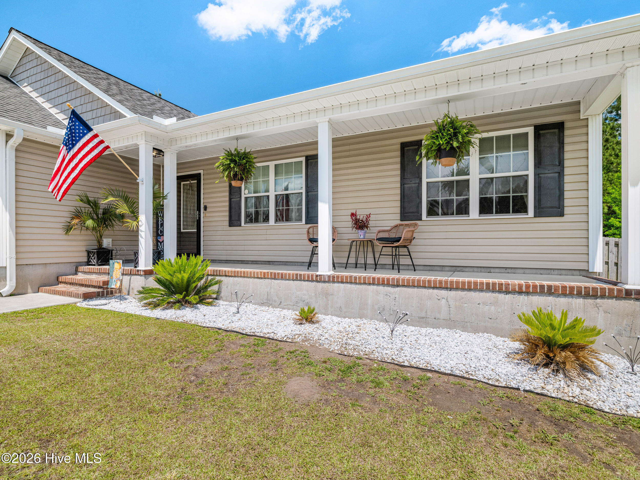 307 De Anza Court, Maysville, NC 28555 – photo 9: a02a0014