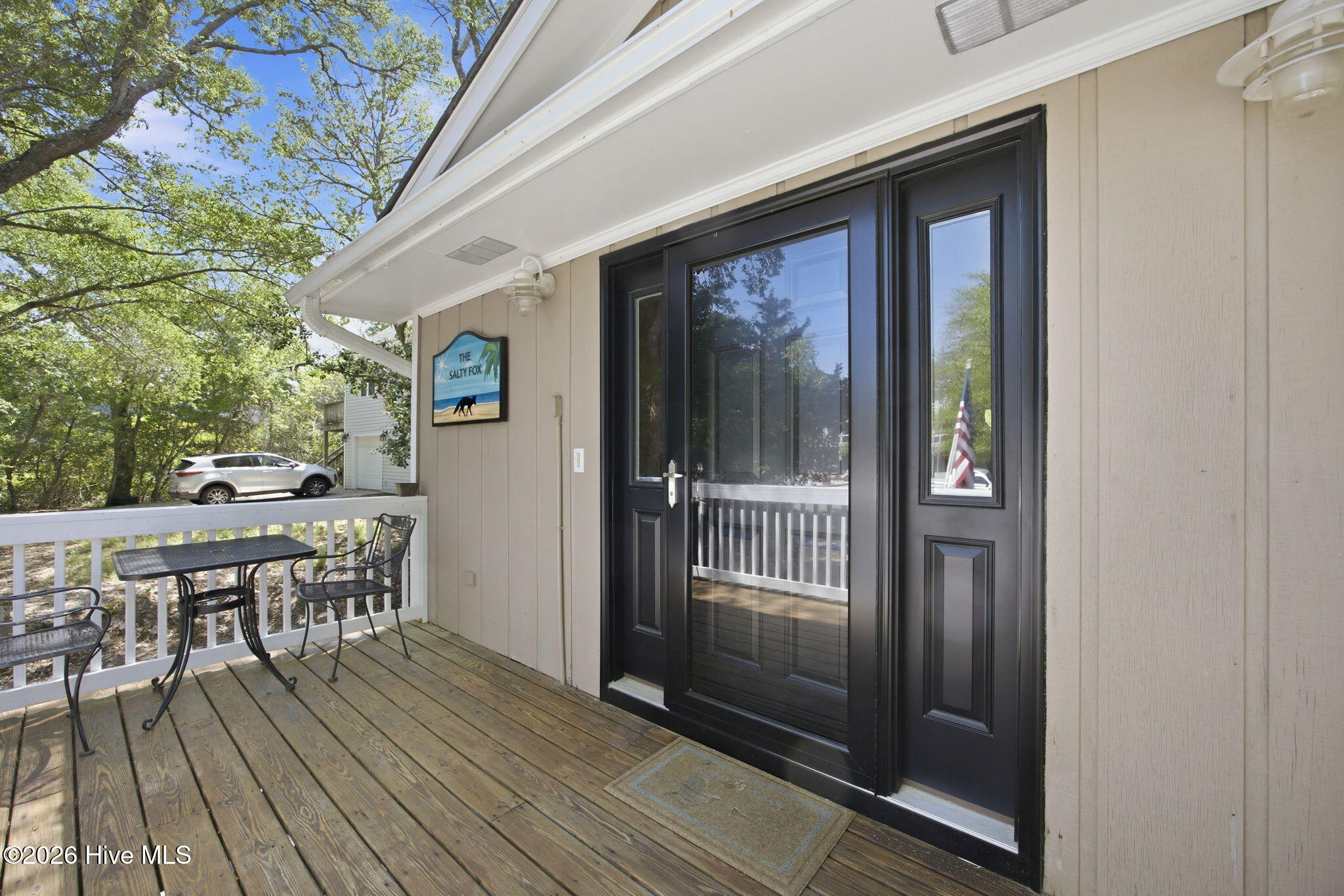 100569426 | Photo 15