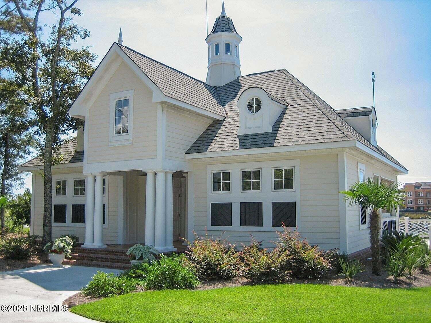 100493964 | Photo 41