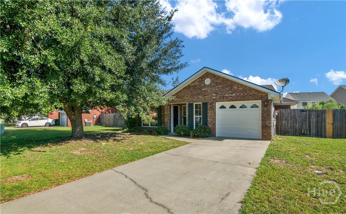Single family home for sale at 120 Grandview Dr, Hinesville, GA 31313 | MLS# SA364794