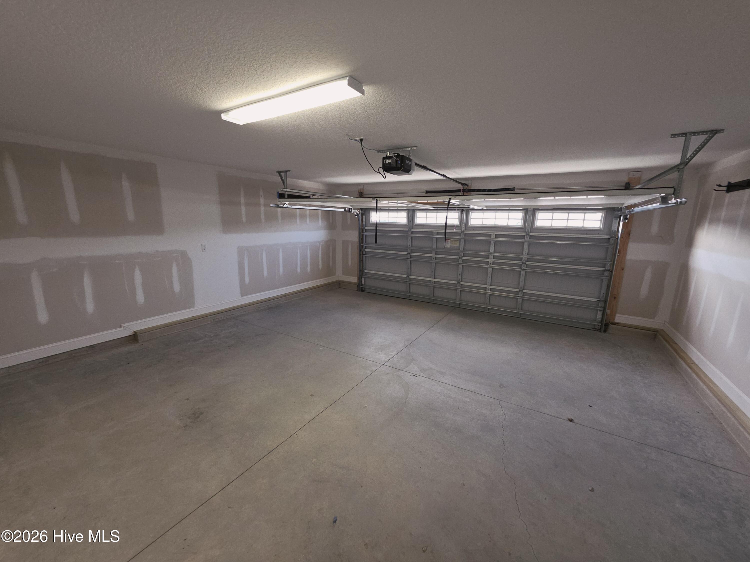 100544481 | Photo 28