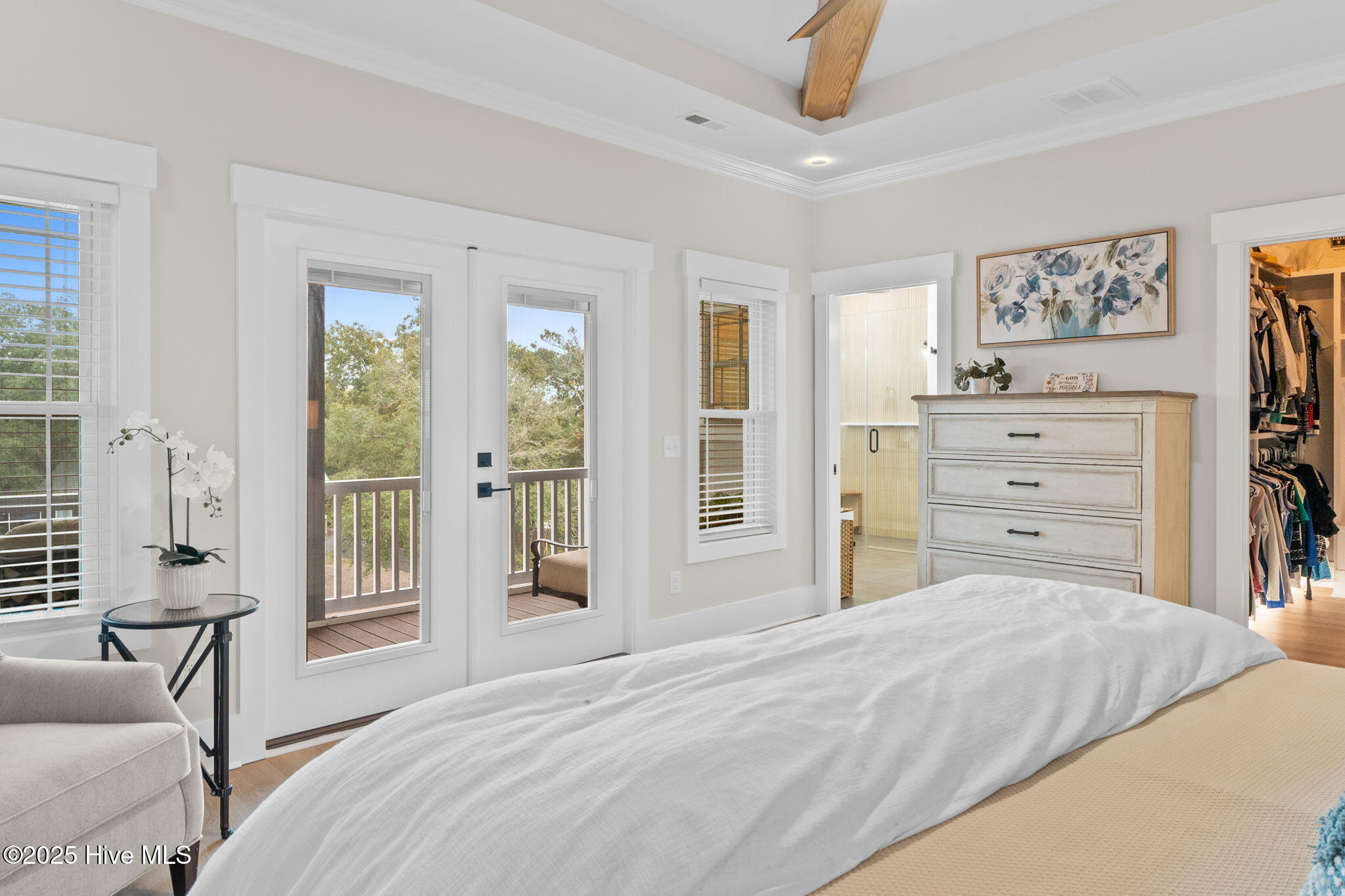 100559638 | Photo 58