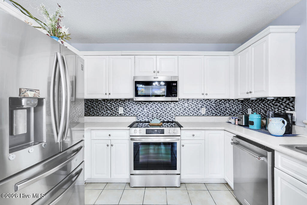 100550832 | Photo 21