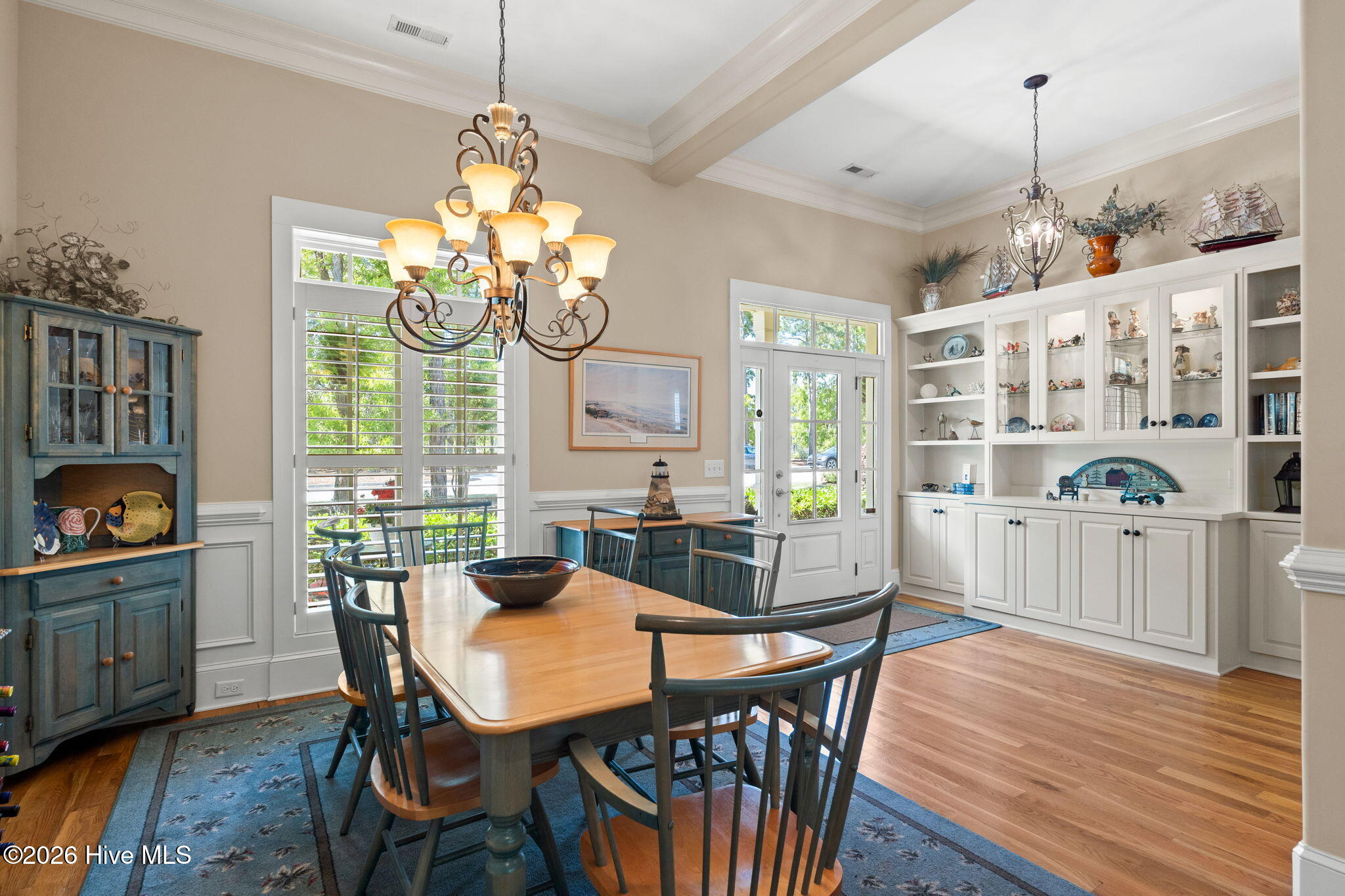 100567899 | Photo 26