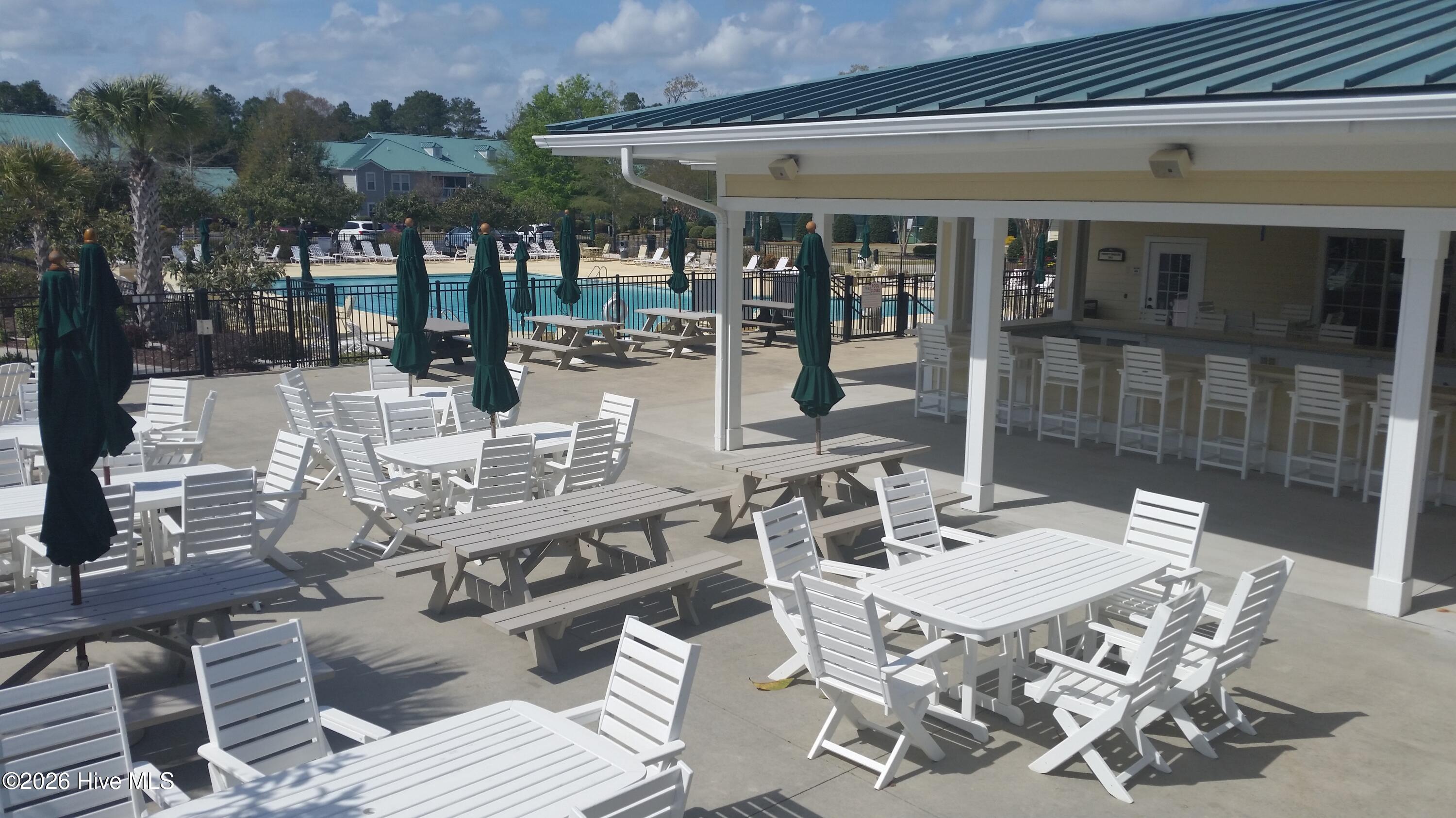 100553774 | Photo 128