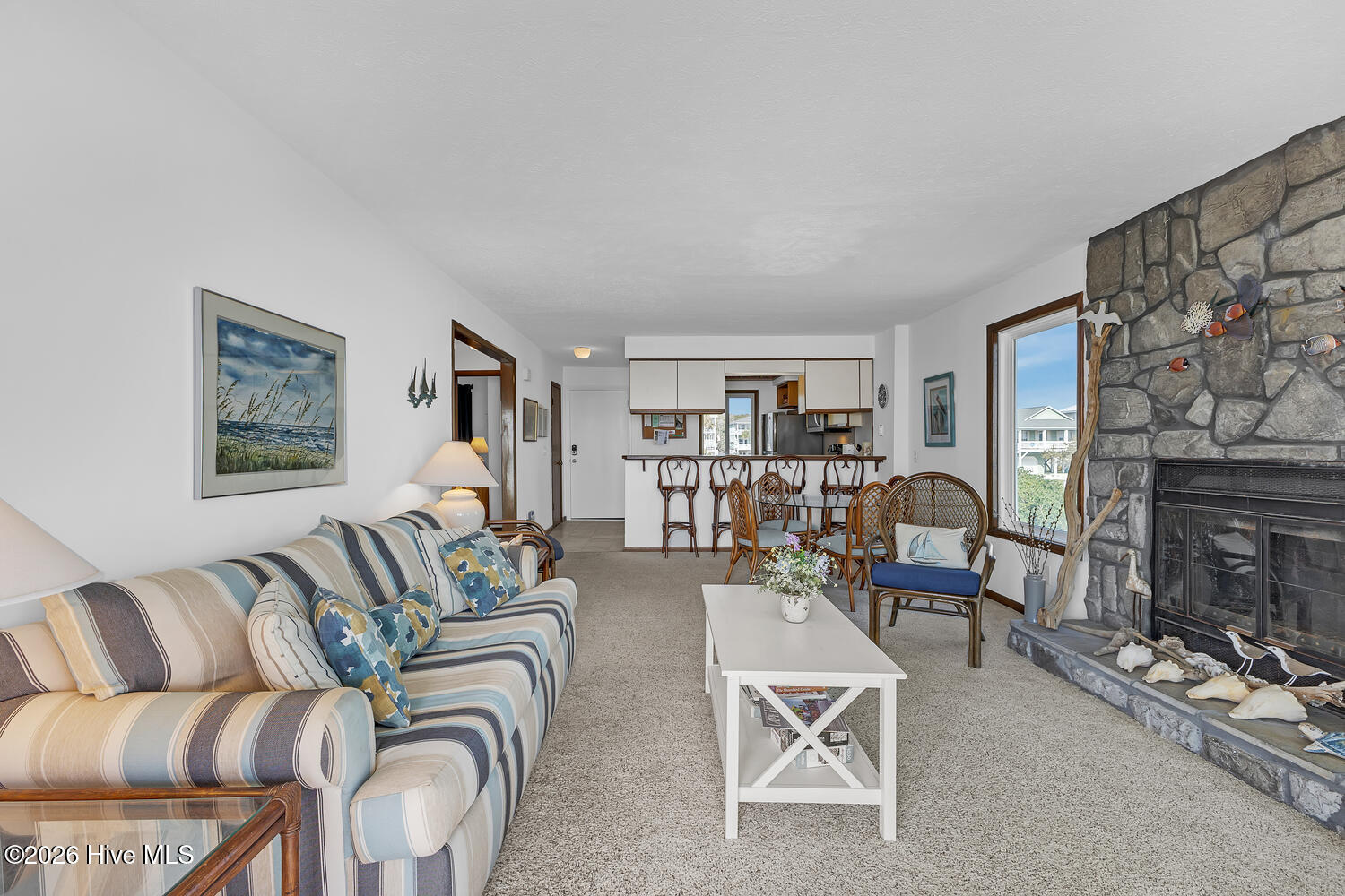 100560300 | Photo 16