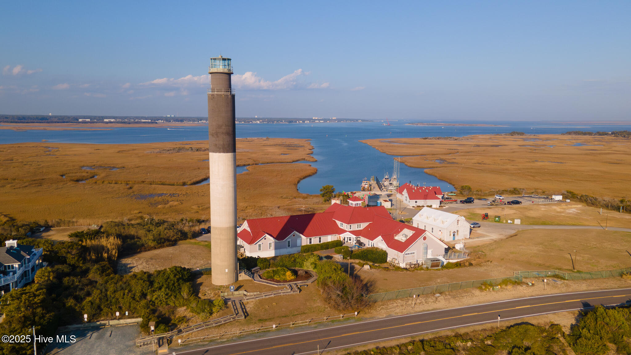 100514744 | Photo 71