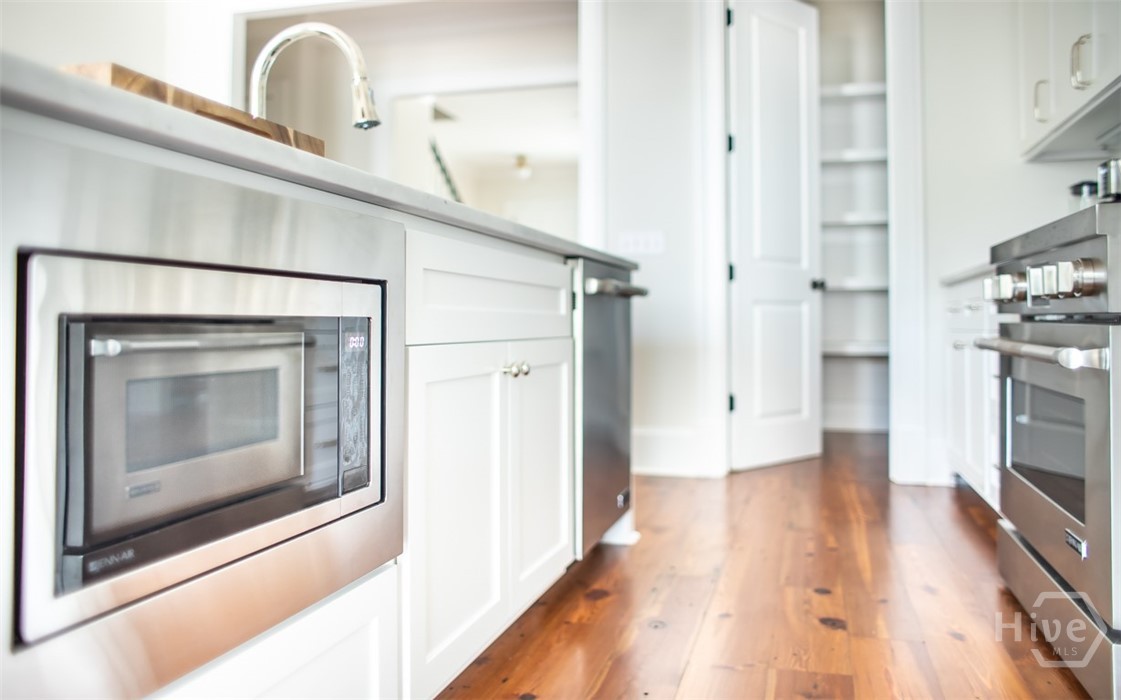 320 E Hall Street, Savannah, GA, 31401