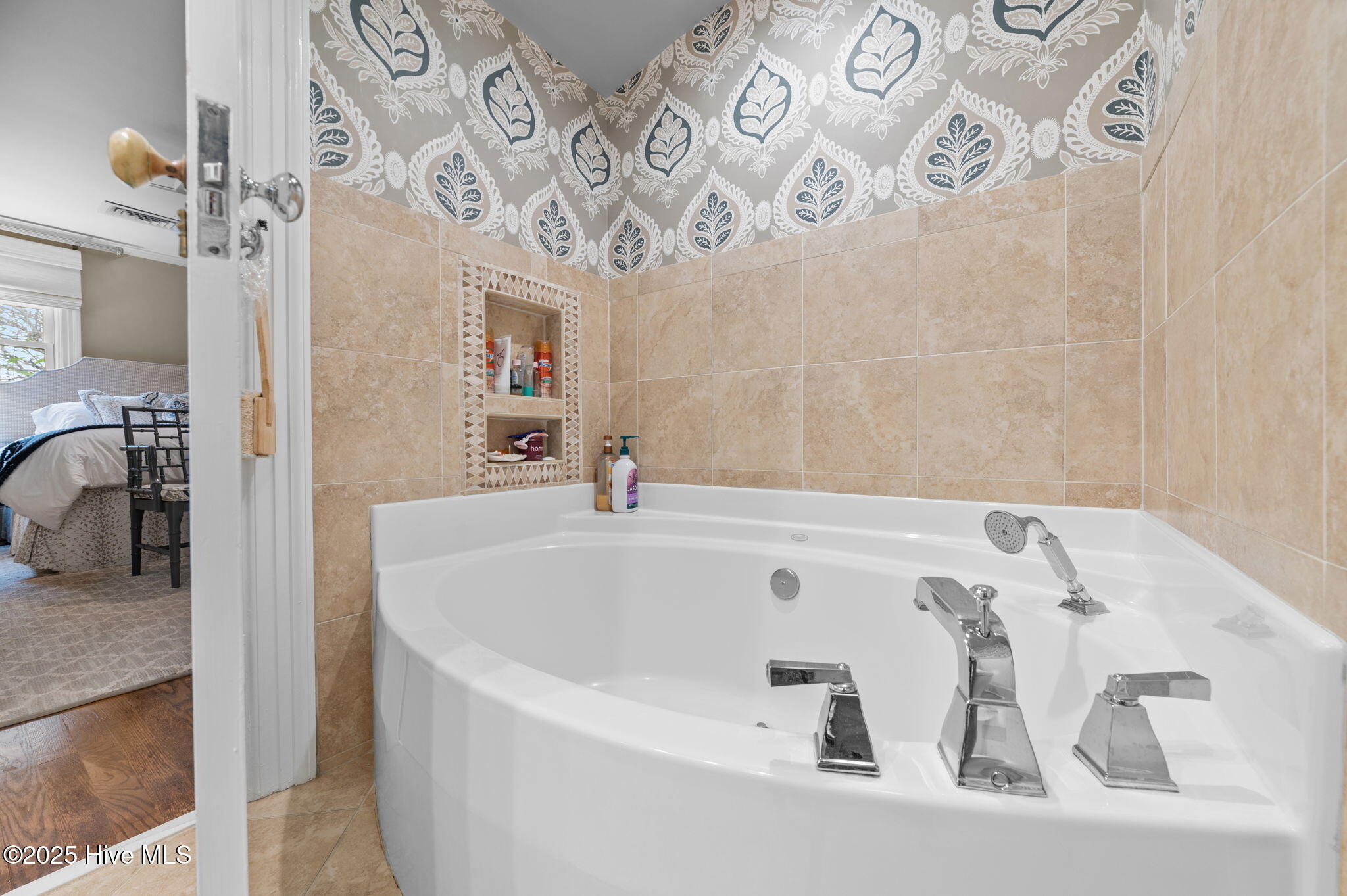 1000 S Howard Circle, Tarboro, NC, 27886