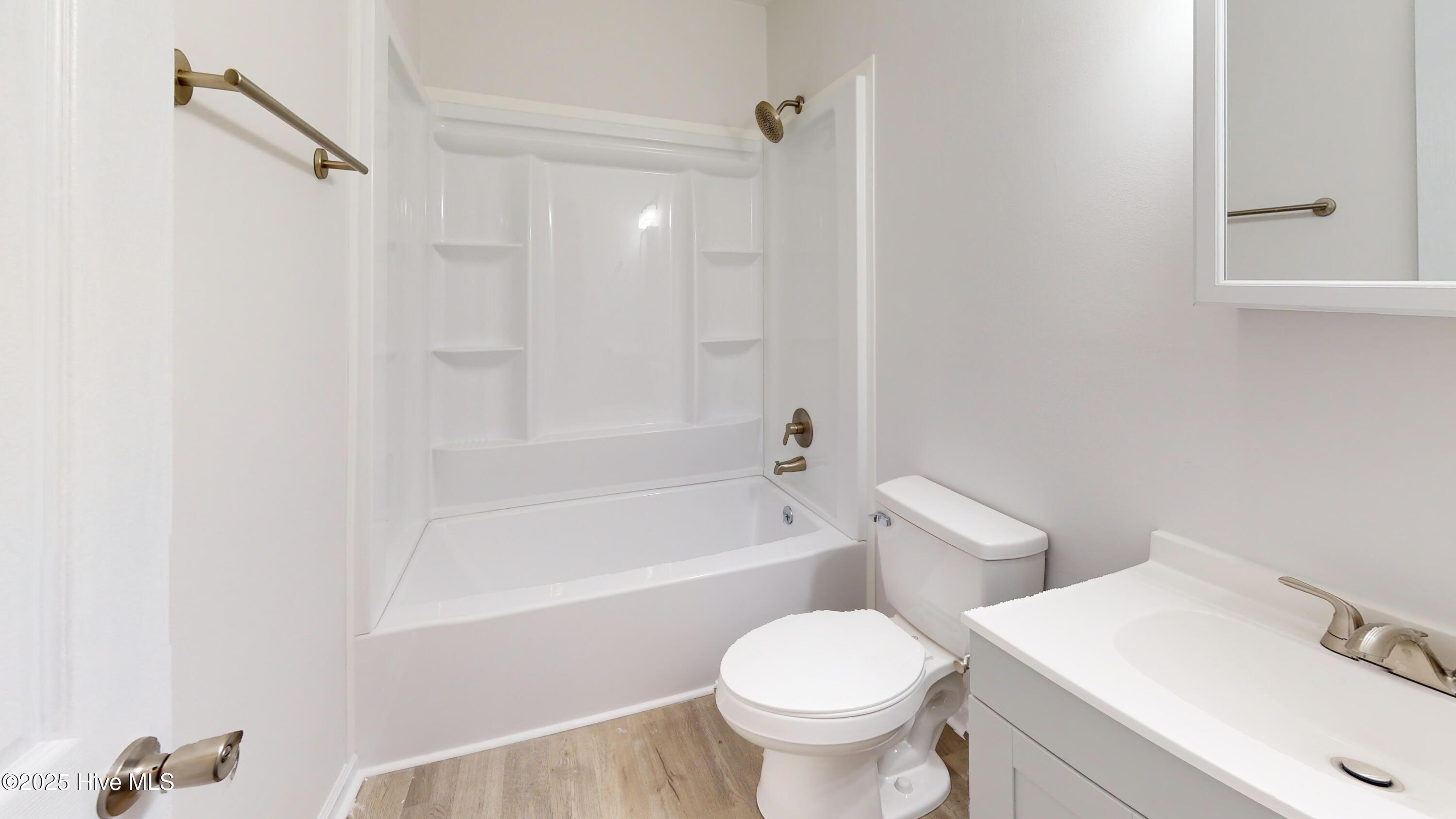 100536322 | Photo 28