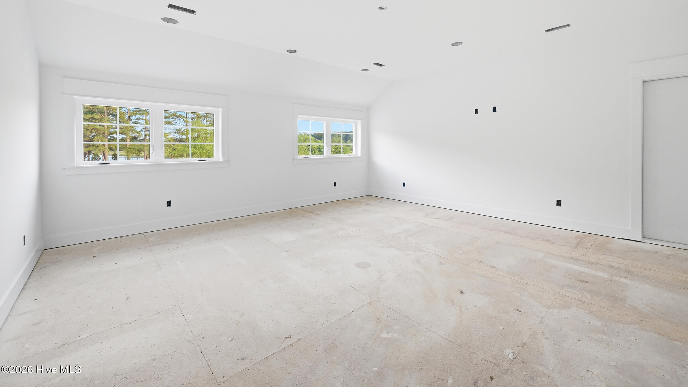 upstairs are 3 bedrooms, 2.5 baths and this large bonus -rec room