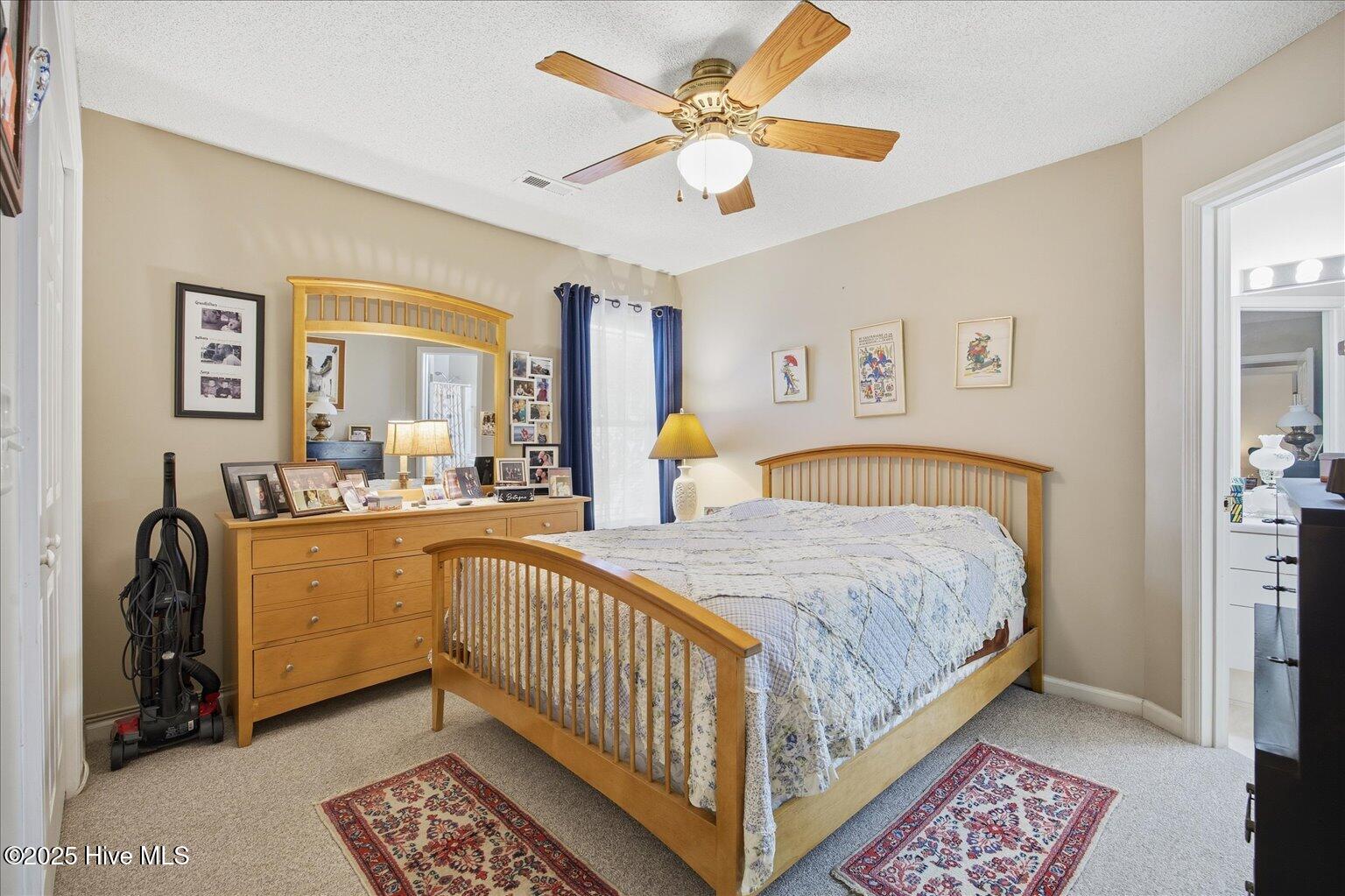 100543626 | Photo 21