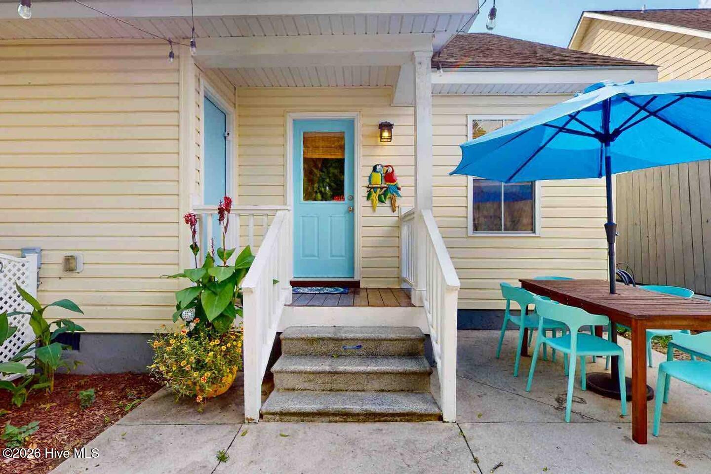 100566637 | Photo 24