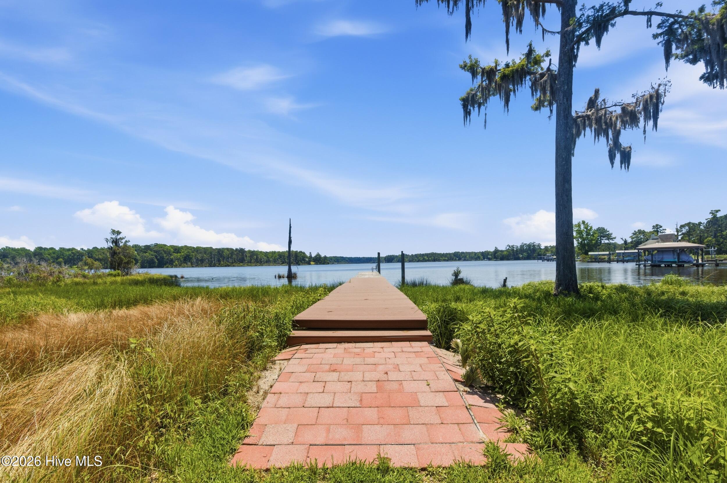 Back / Waterview