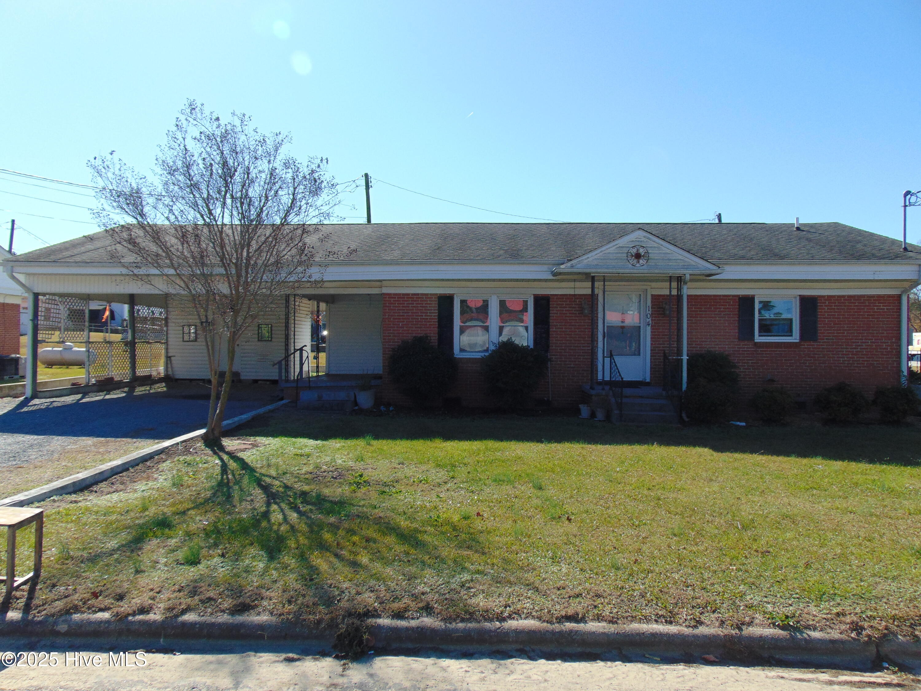 104 E Edgecombe Street, Macclesfield, NC, 27852