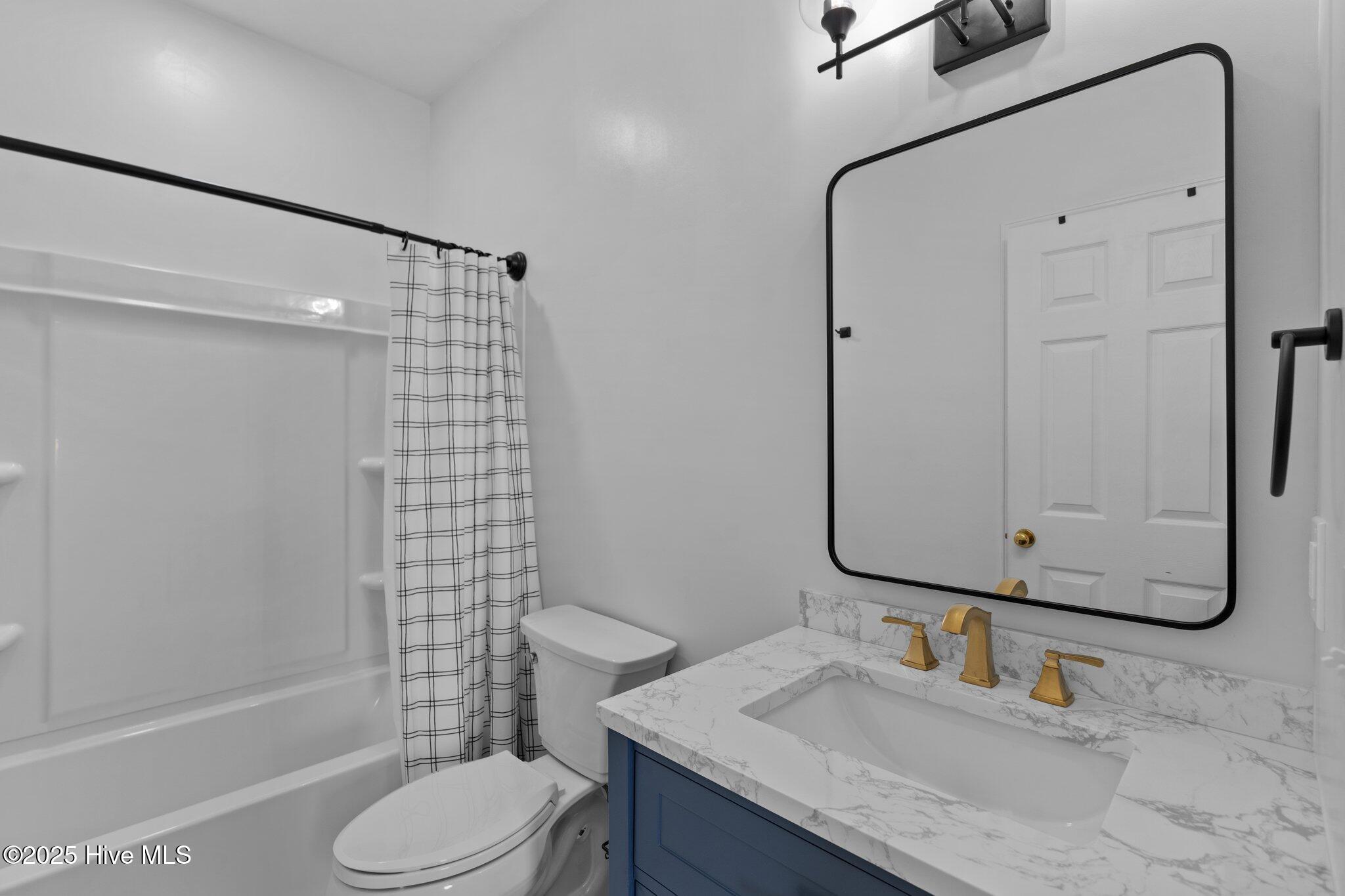 100511741 | Photo 30