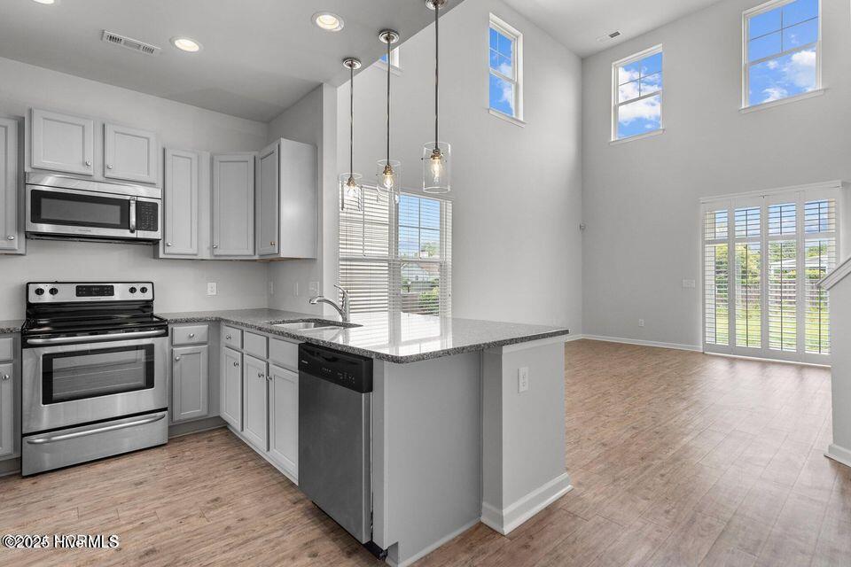 100543513 | Photo 17