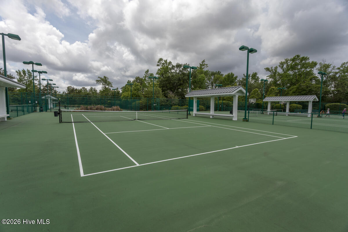 100547425 | Photo 67