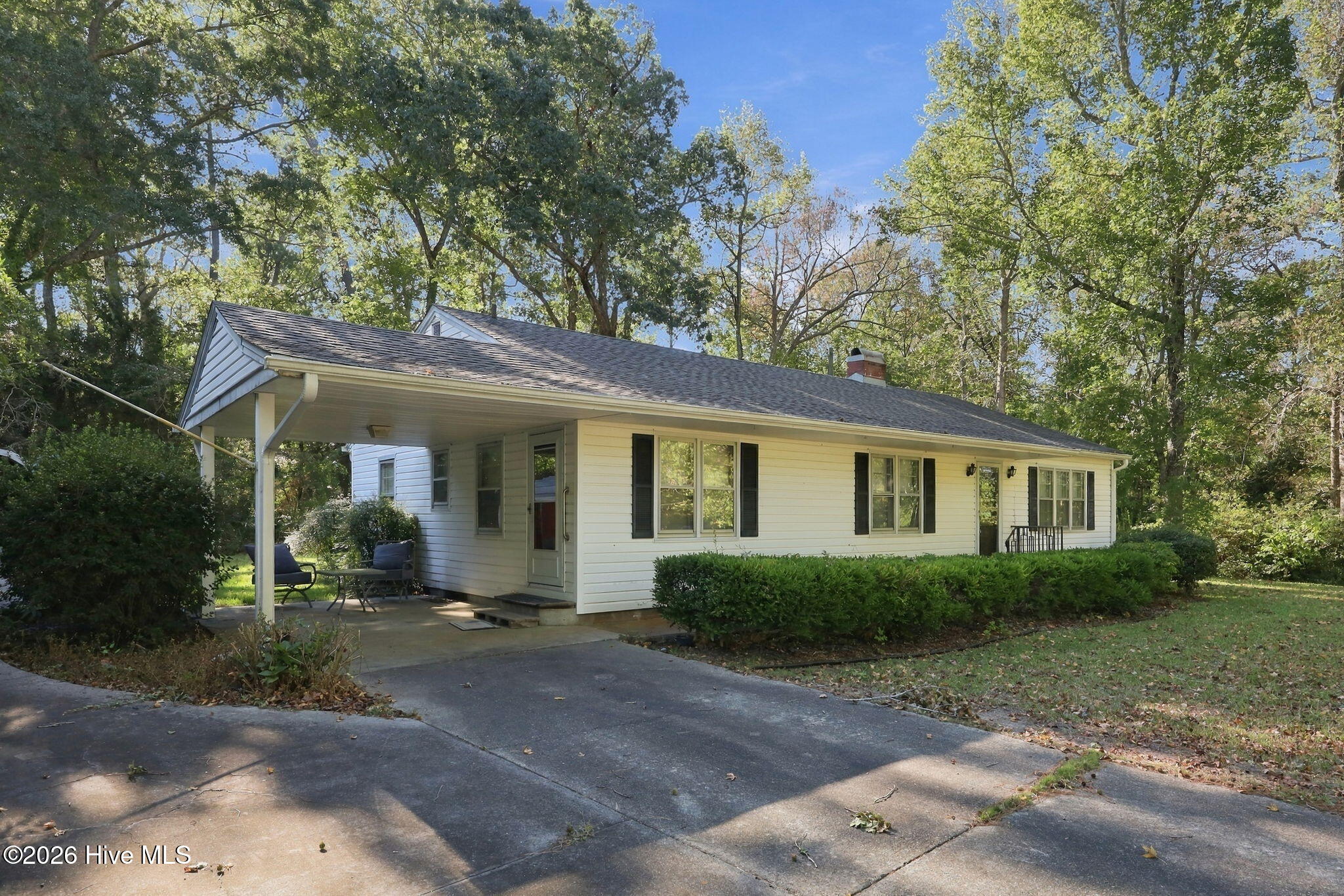 Photo 2 of Single family home for sale at 184 Wildwood Rd, Newport, NC 28570 | MLS# 100613252 | Listing updated on 2026-10-29