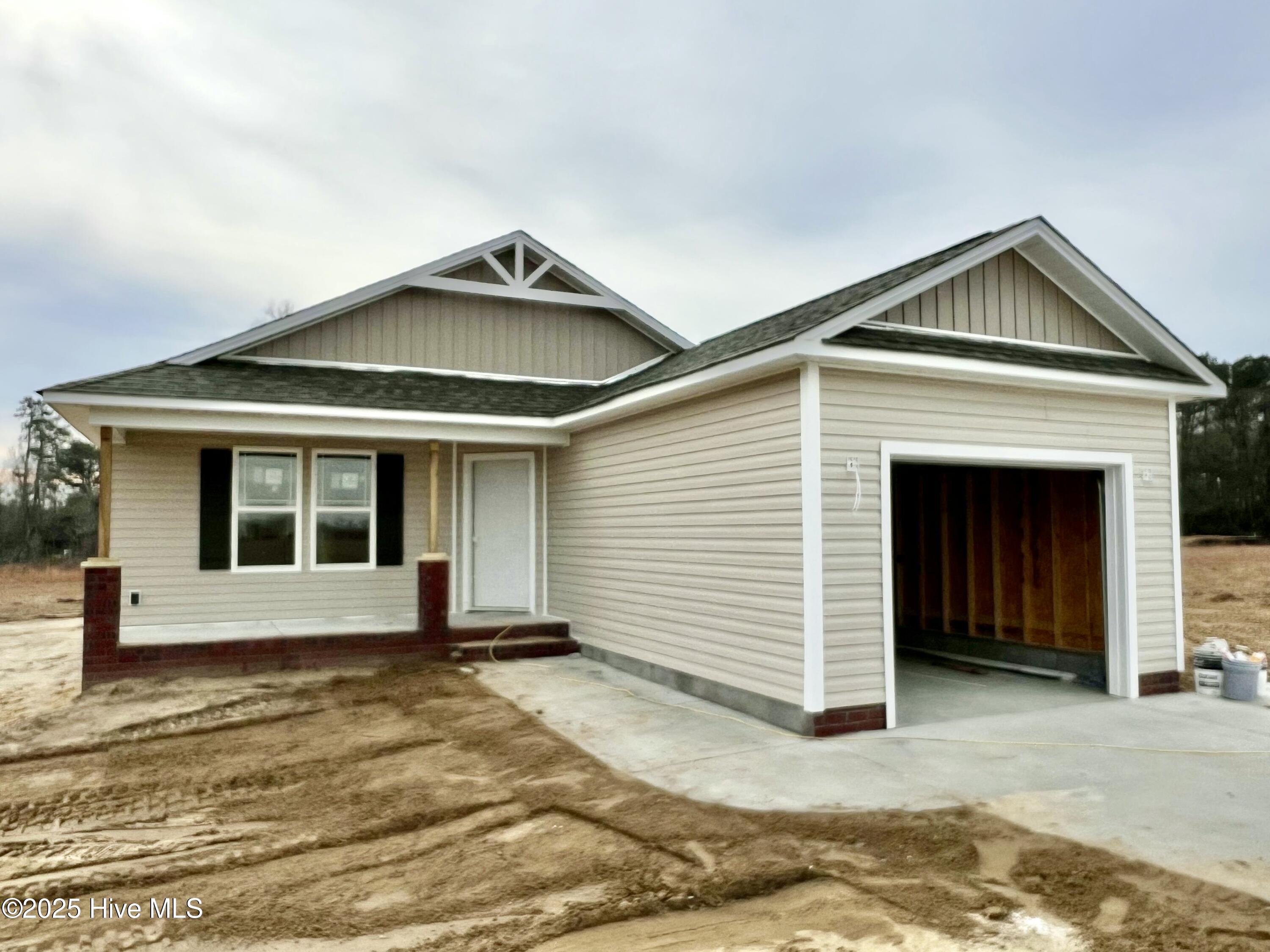 Homes for sale in Benson, NC | 52 Grace Pond Ave, Benson, NC 27504 | MLS# 100538578